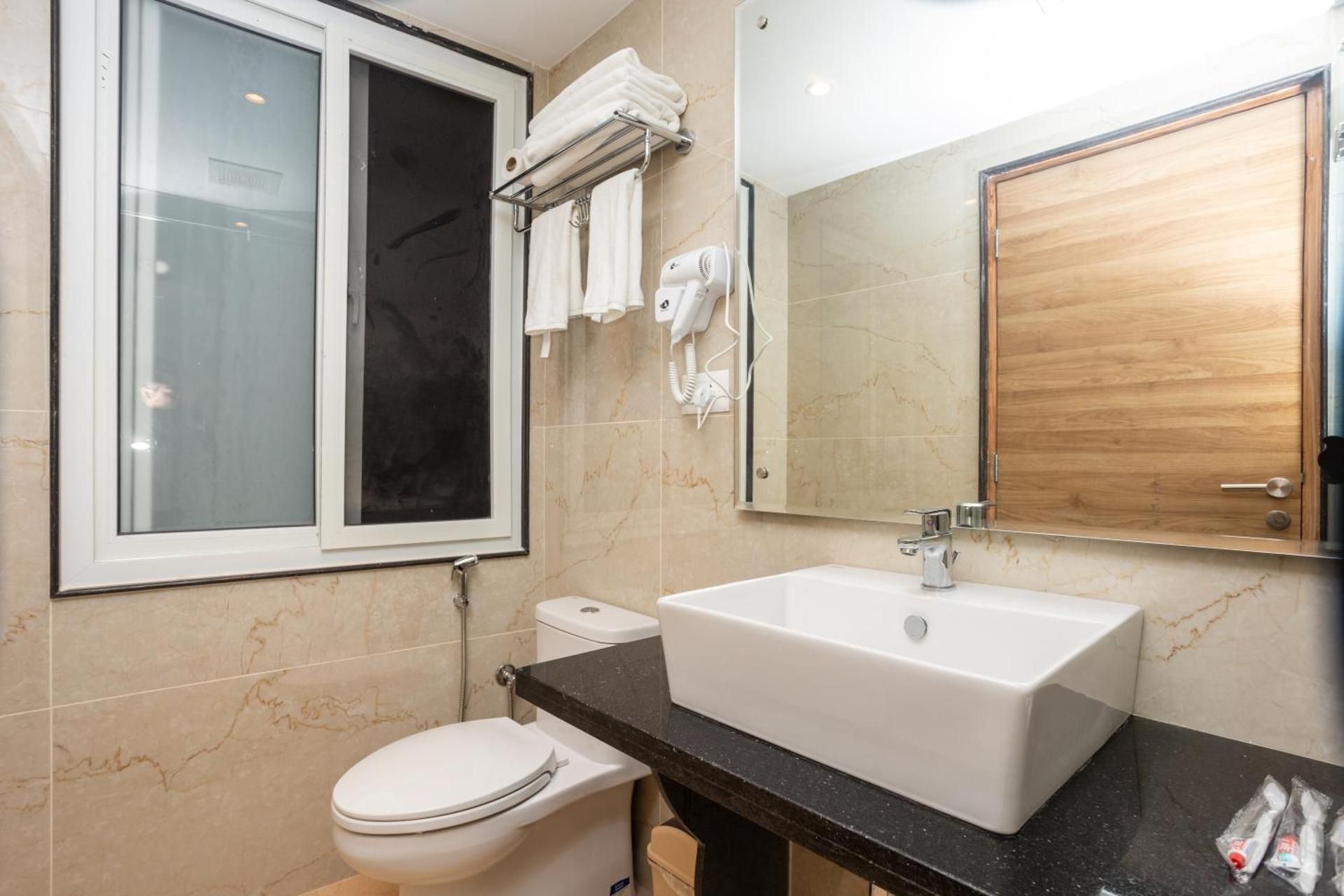 Shuvatara Suites & Spa Deluxe Twin Room 3