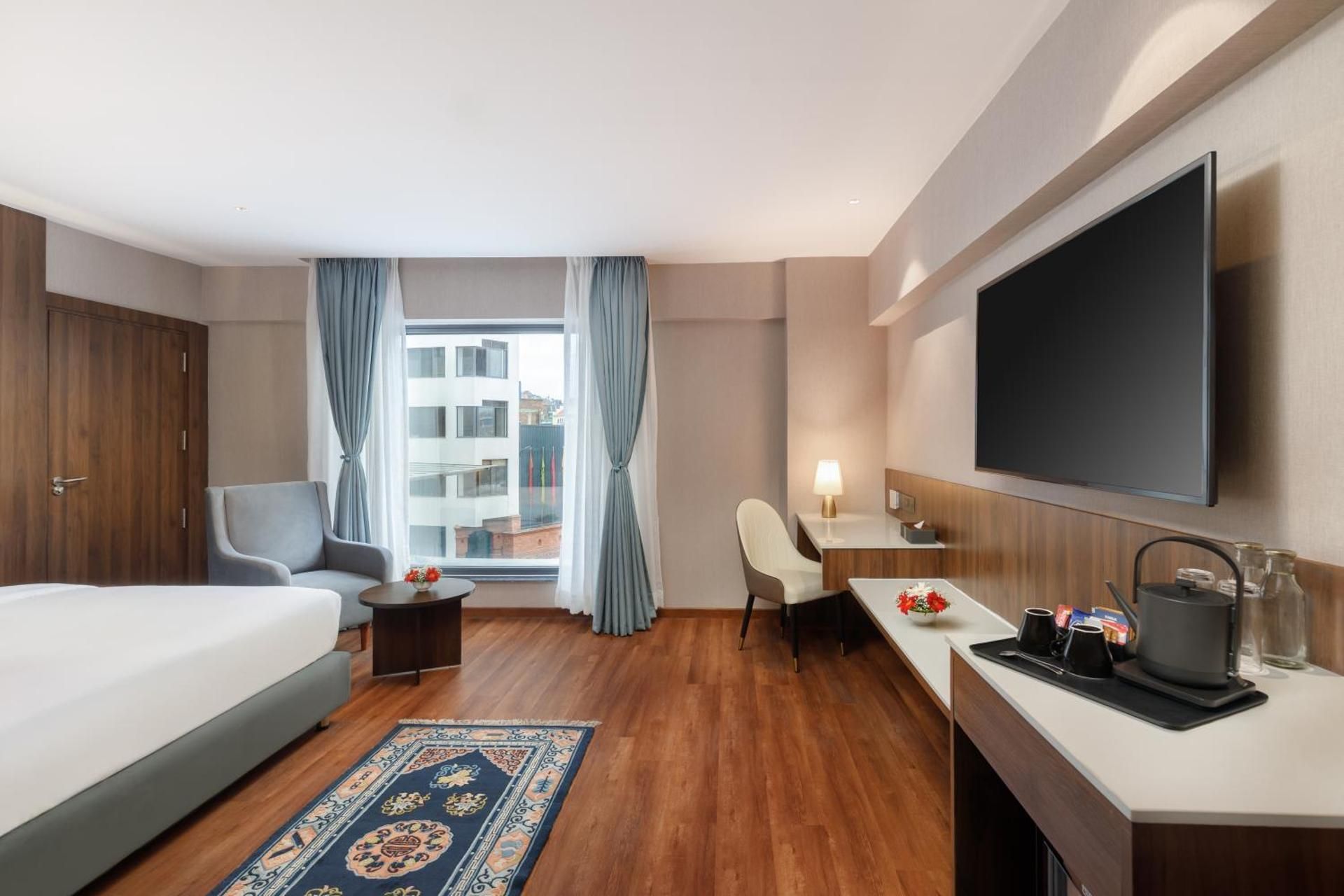 Royal Club Double Room - Welcome Drink, Happy Hour 1+1 (18:30 - 22:30)