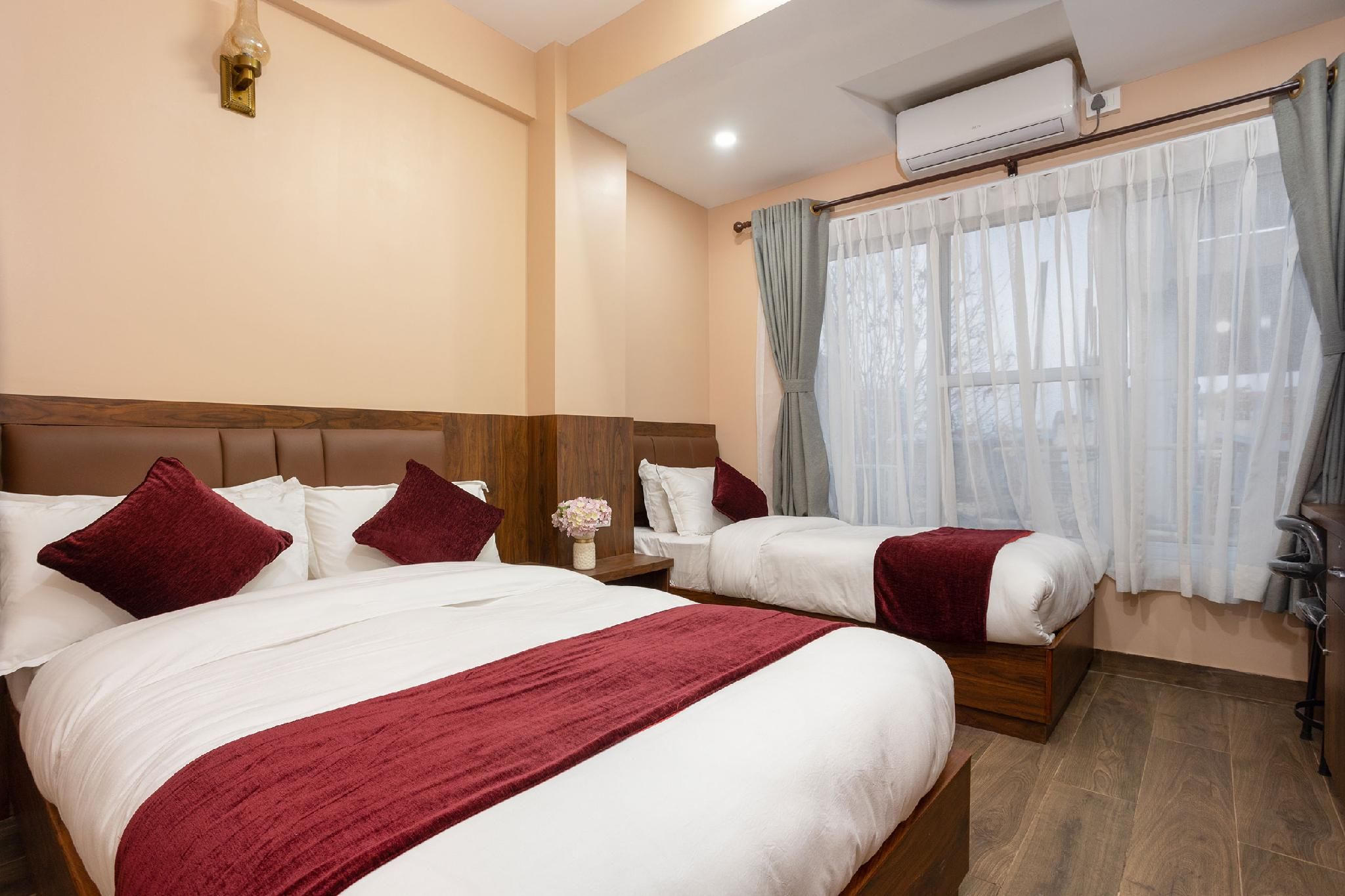 Mandevilla Home Deluxe Triple