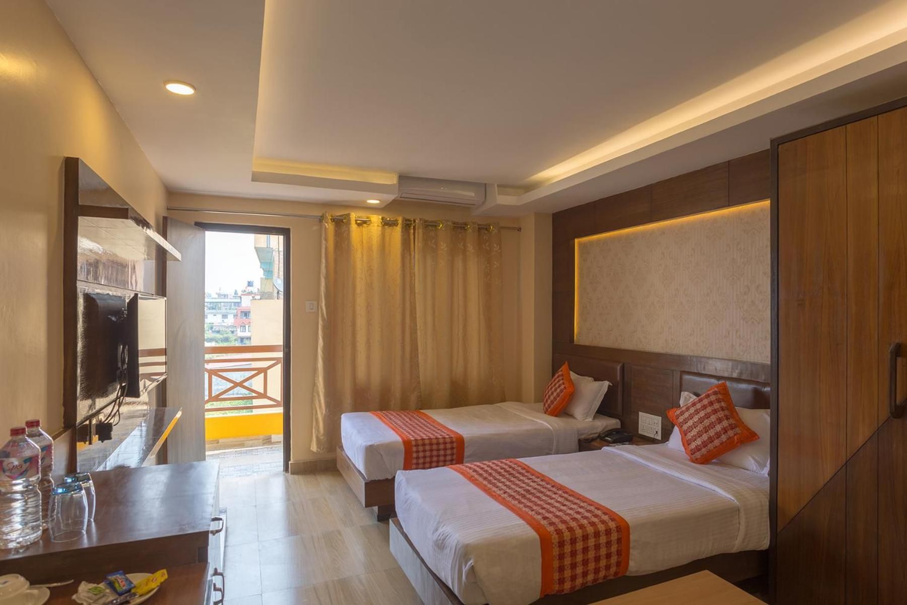 Superior Twin Room