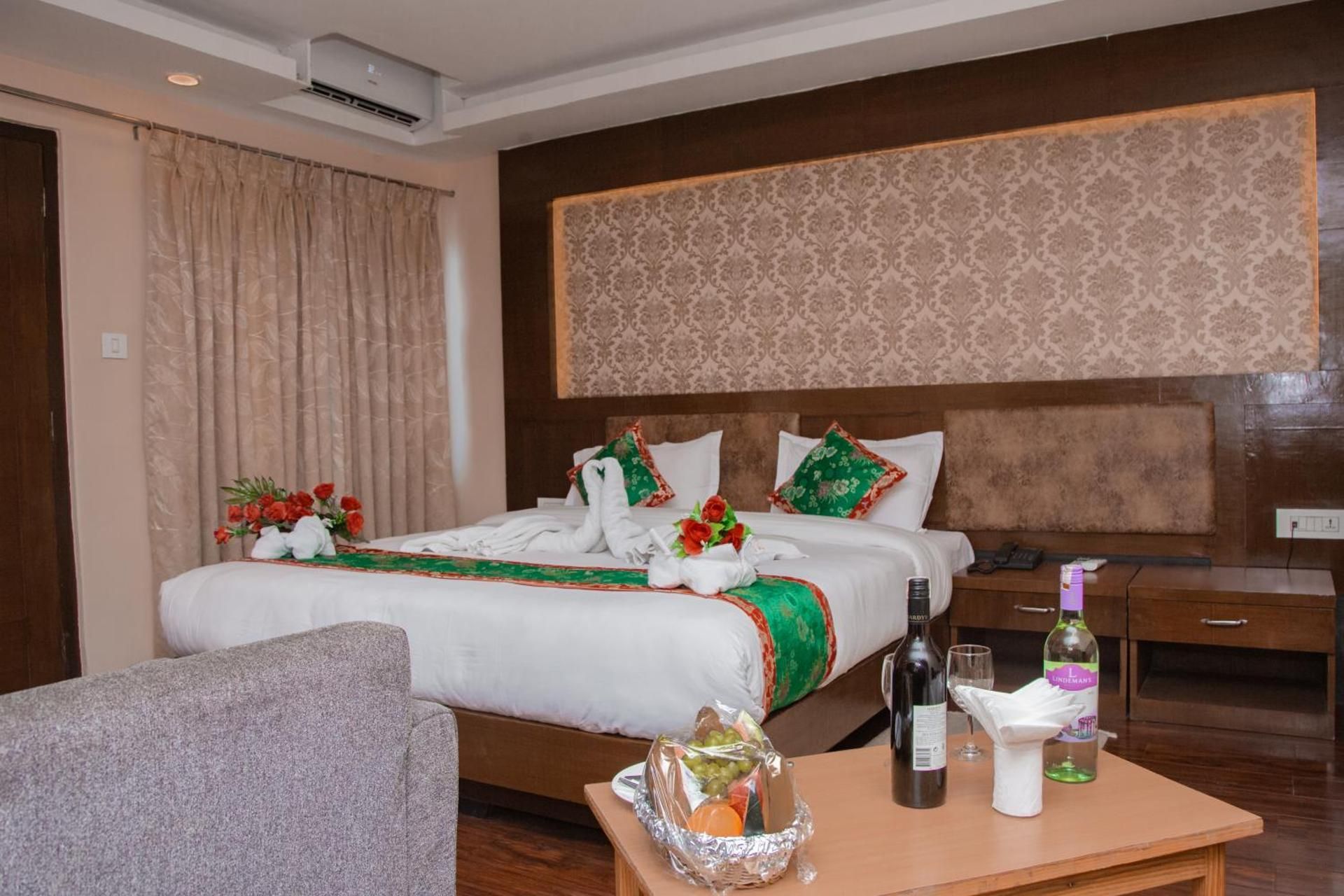 Deluxe King Room
