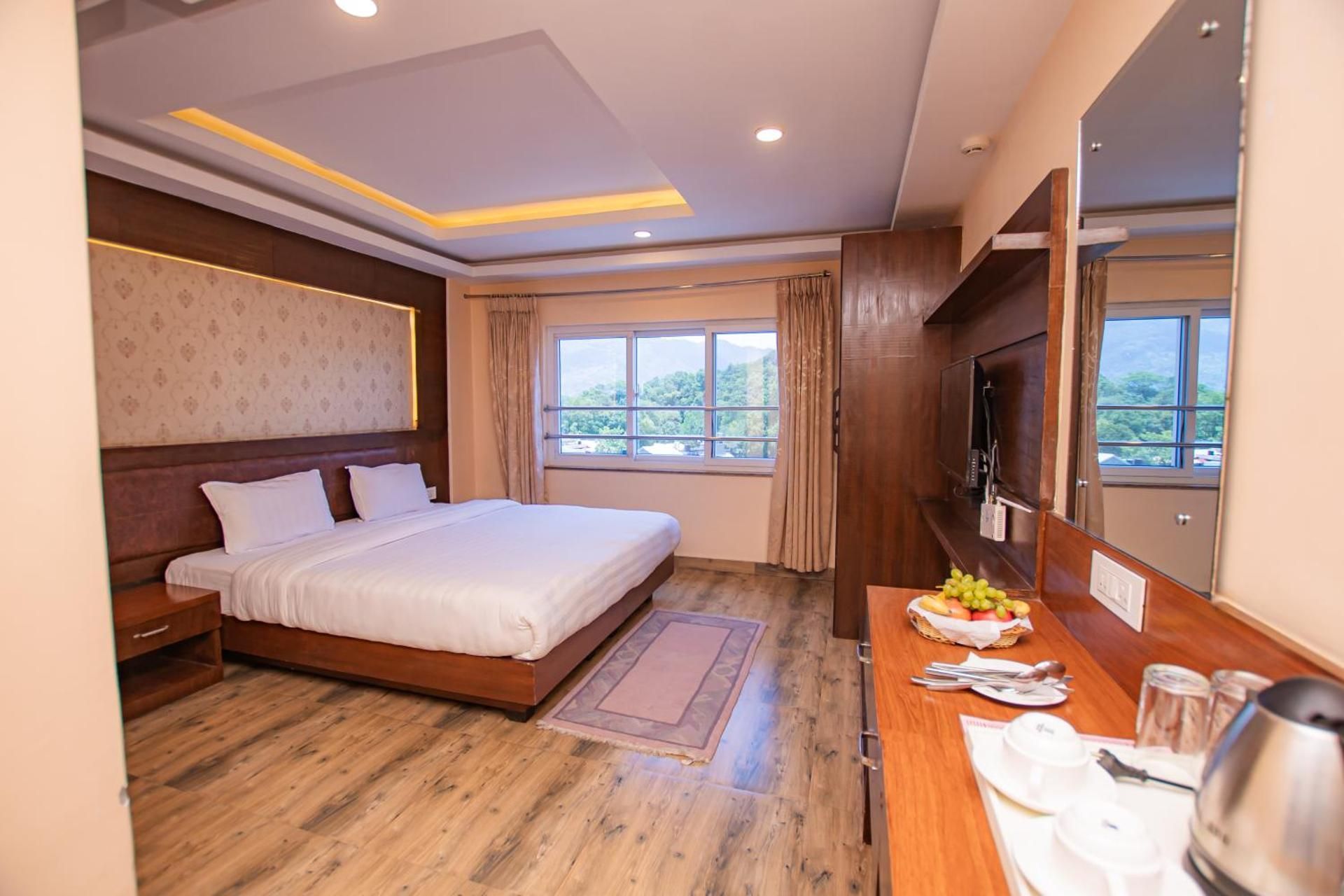 Superior King Room