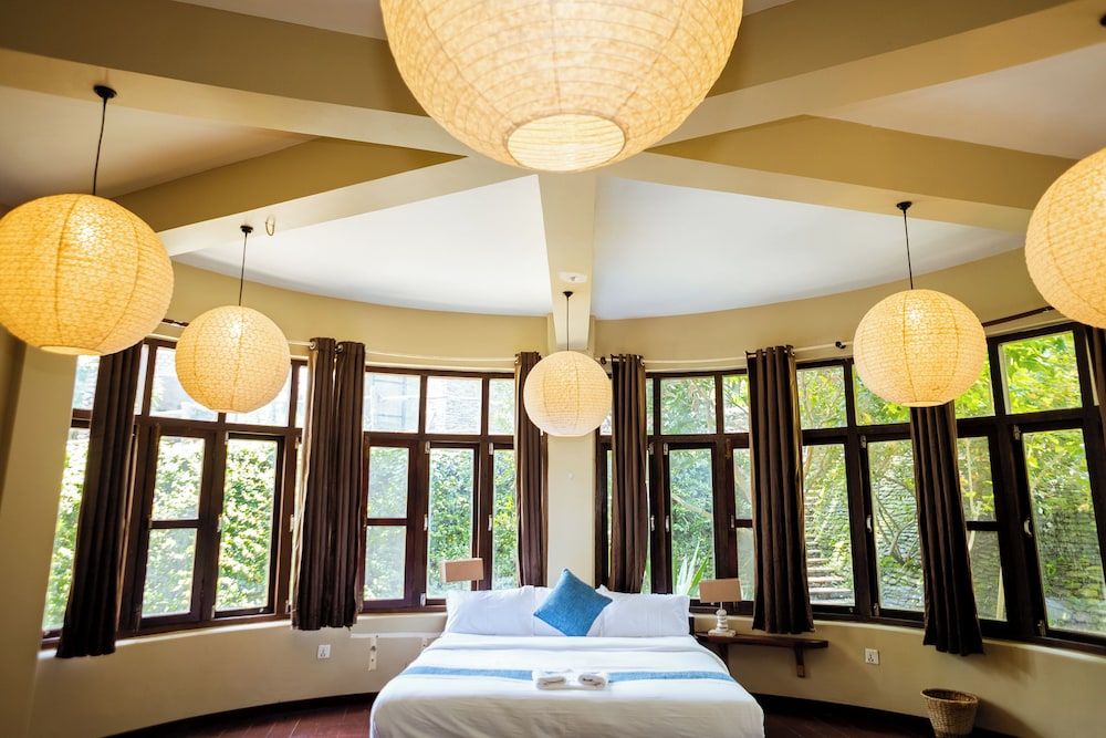 Krazy Gecko Resort Deluxe Studio Suite, Patio, Resort View 2