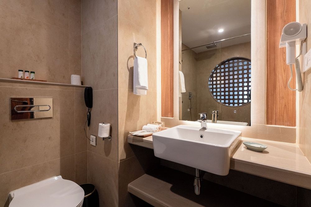 Temple Bell Boutique Hotel & Spa Deluxe Family Room 7