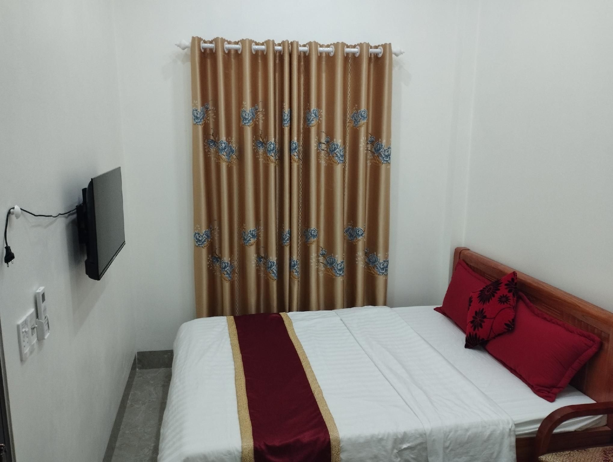 Single Room for 2 People - Non-Smoking