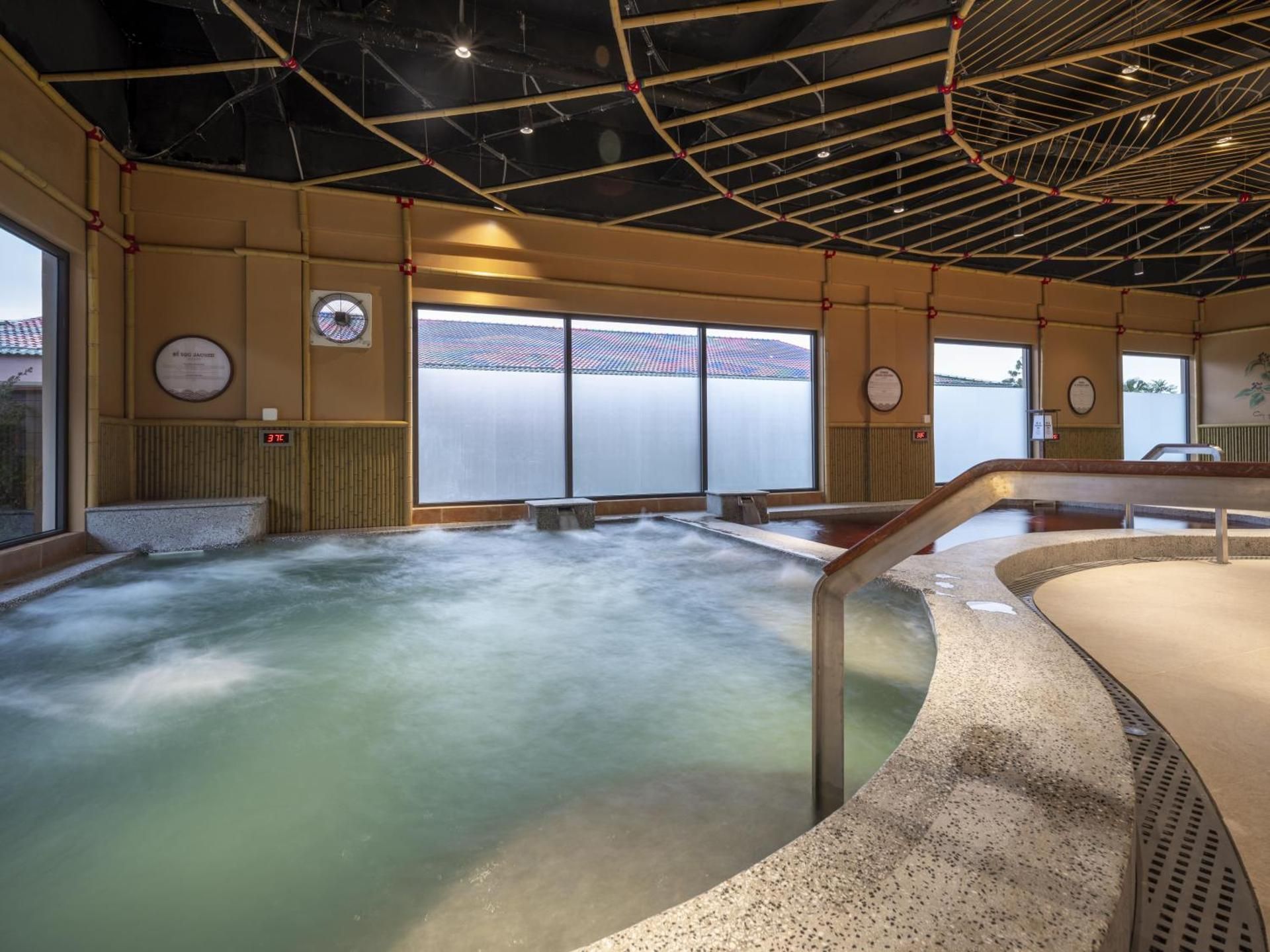 Flamingo Heritage Onsen & Resort Deluxe Double Room 3