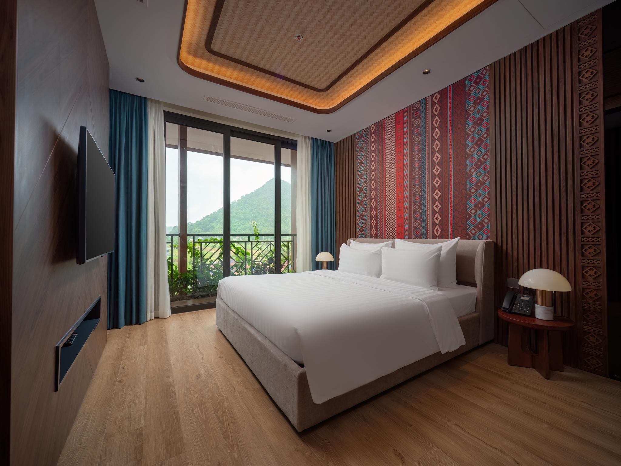 Flamingo Heritage Onsen & Resort