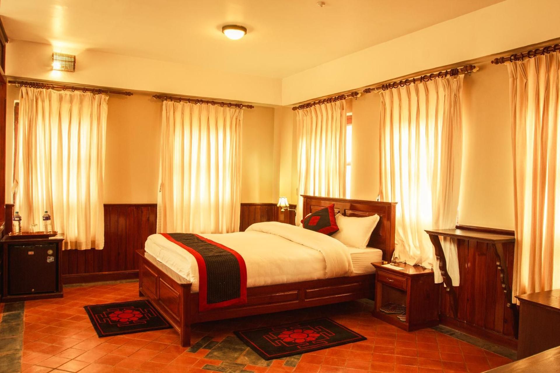 Deluxe Family Room