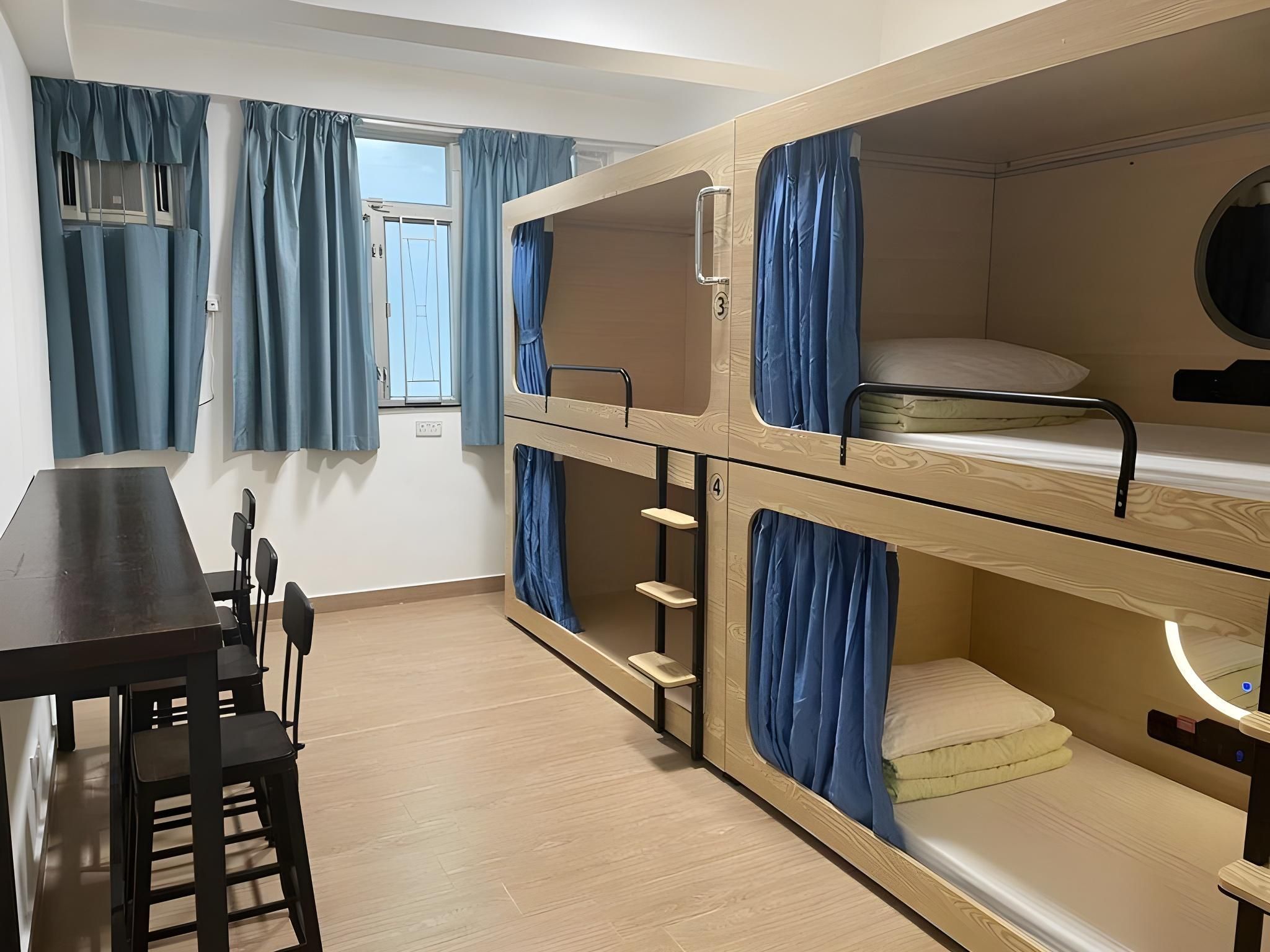 Bed in 8 Bed Mixed Dormitory