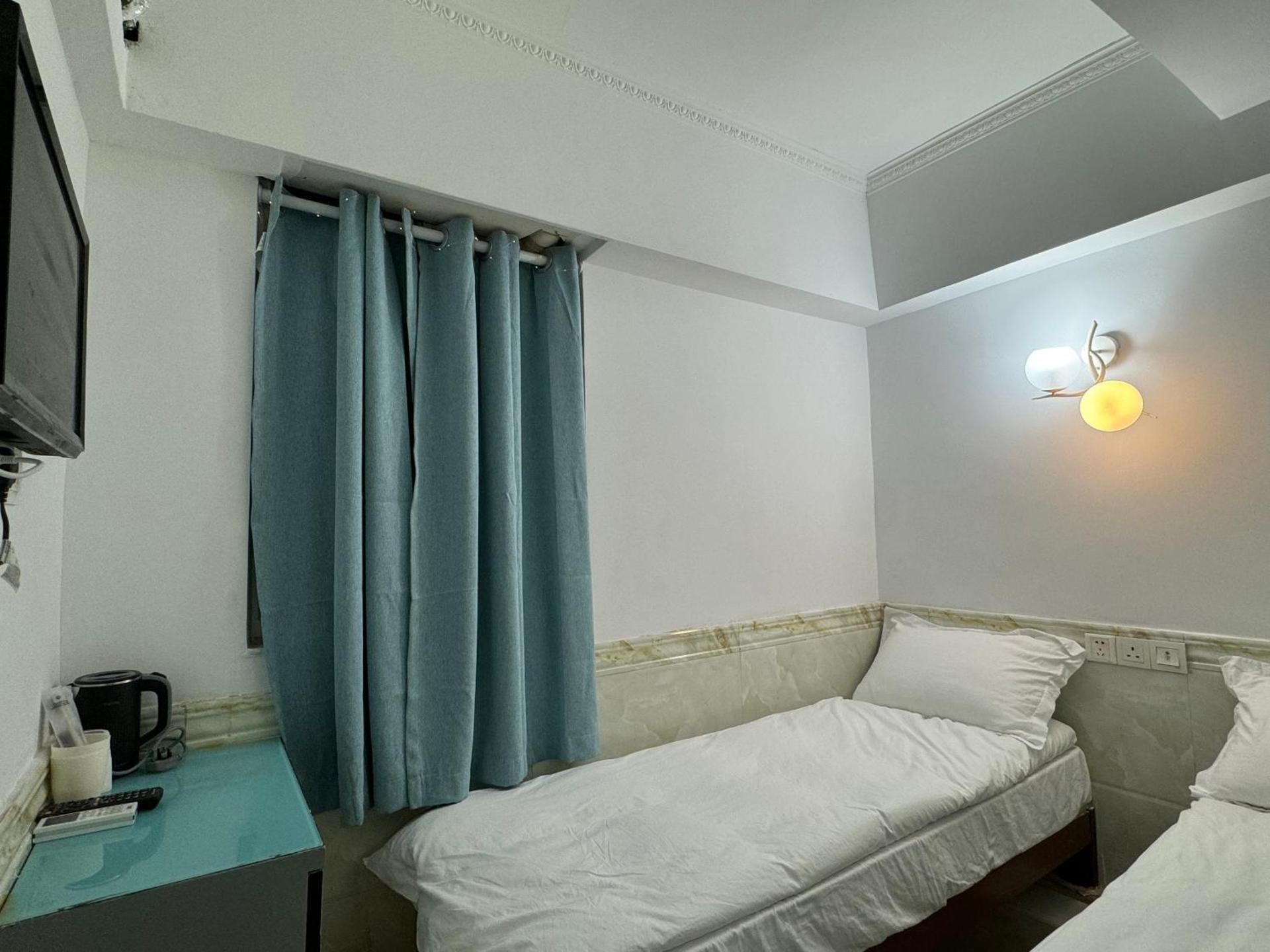 Twin Room with Private Bathroom