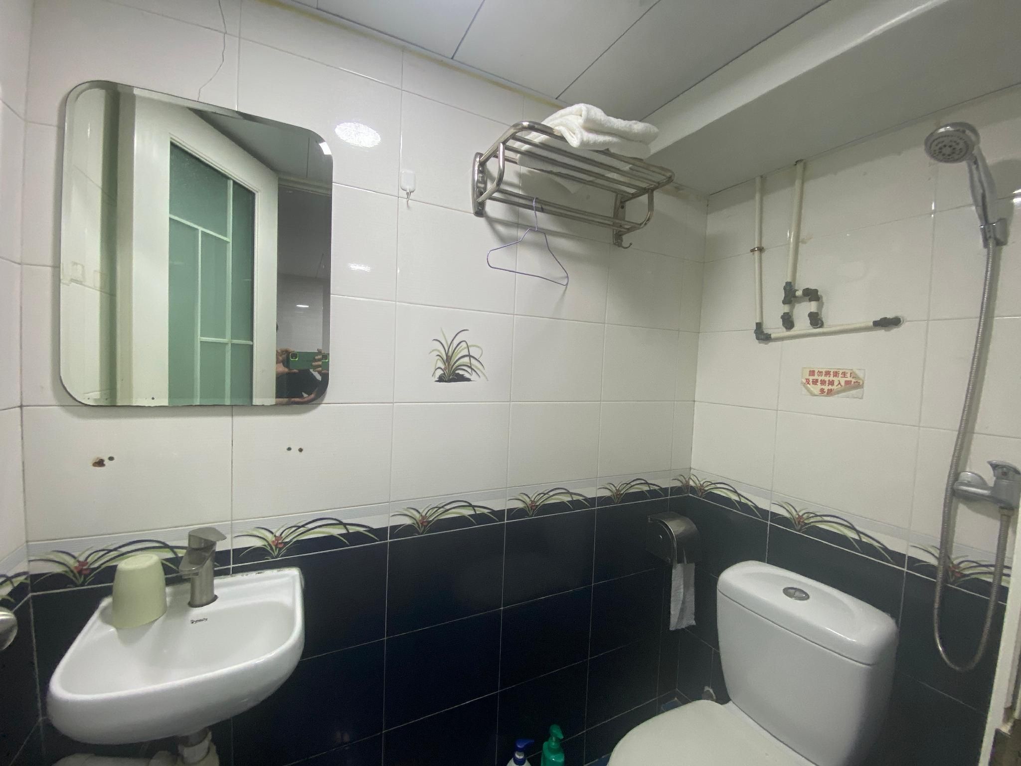 Basic Double Room without Window