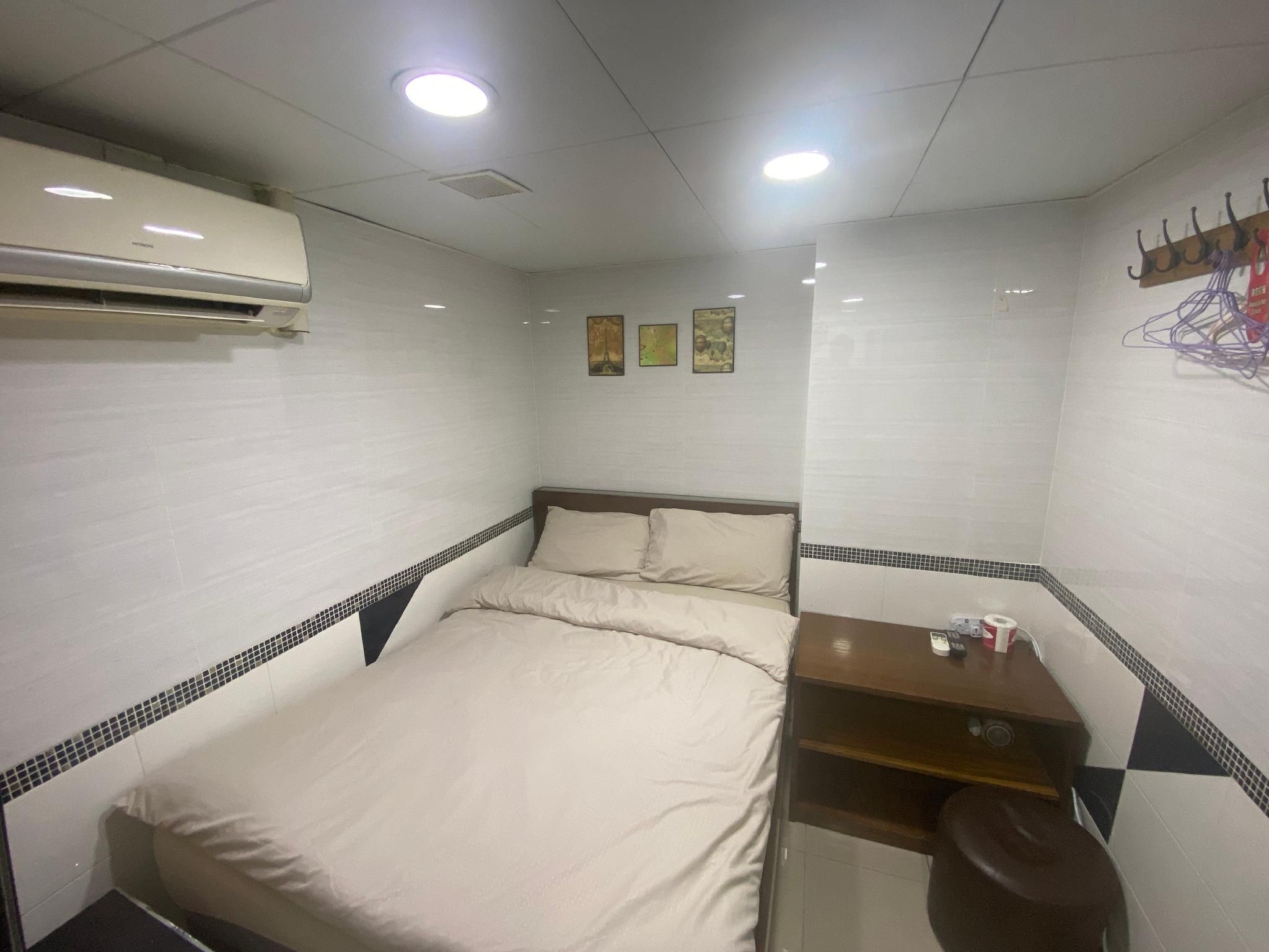 Basic Double Room without Window