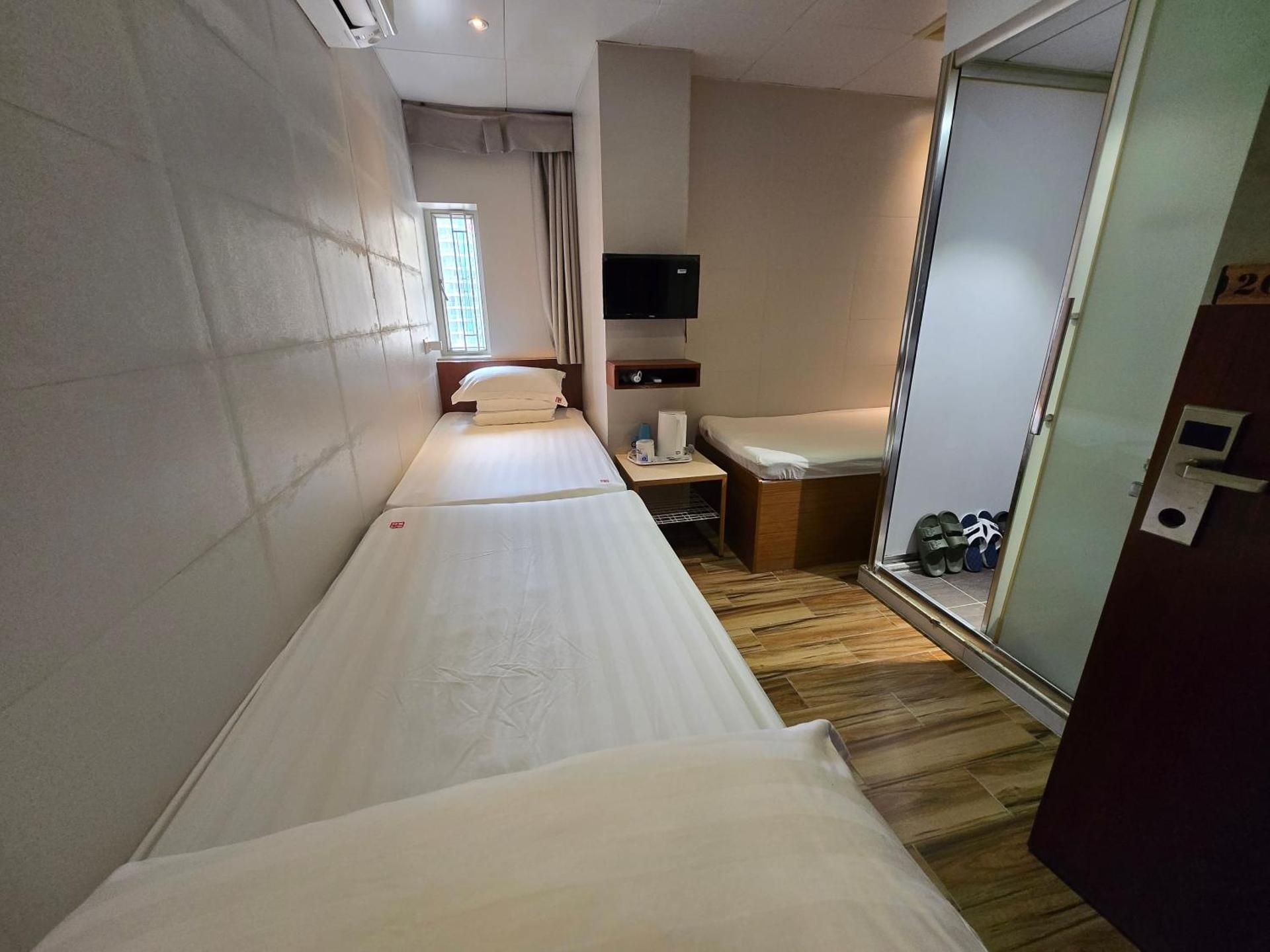 Deluxe Triple Room