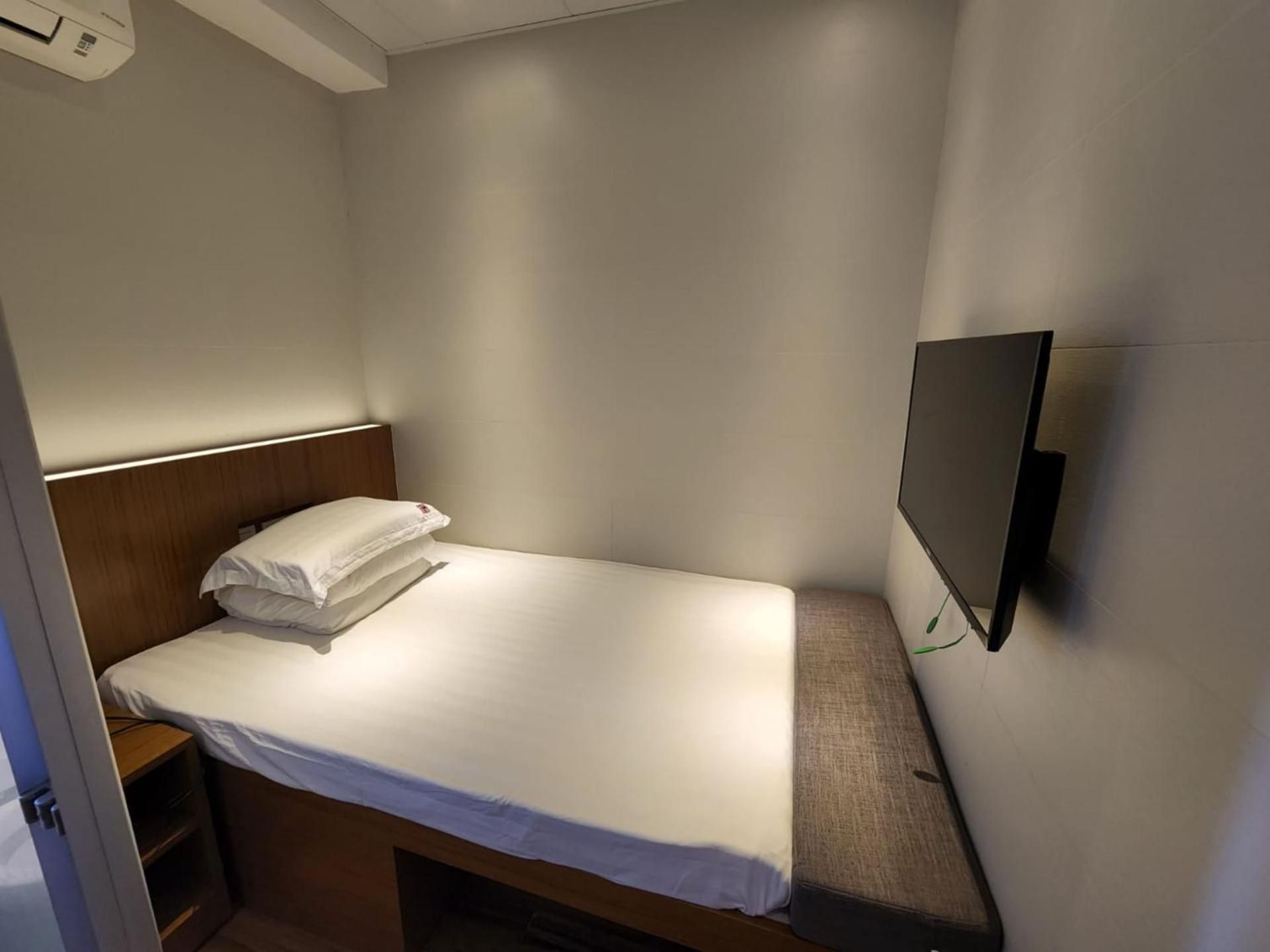 Small Single Room