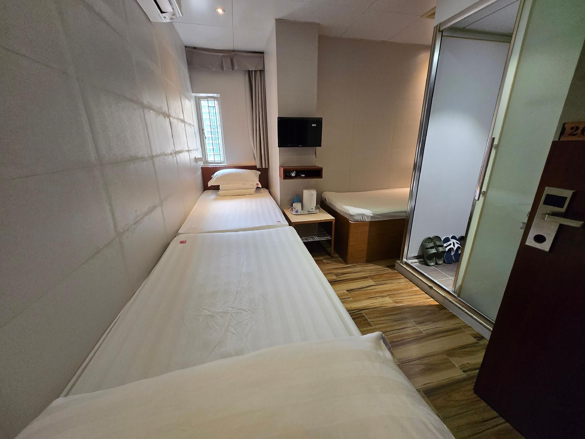 Kam Mun Guest House Triple Superior