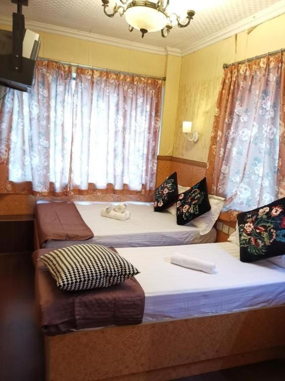 Budget Triple Room