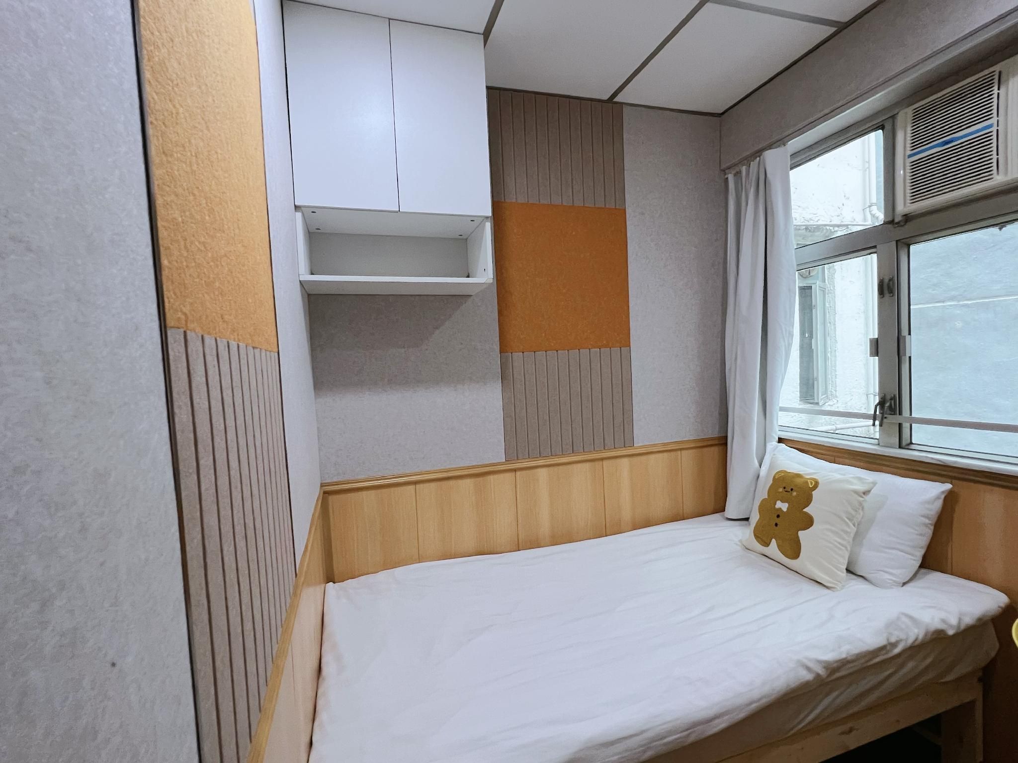 Single Room with private shower