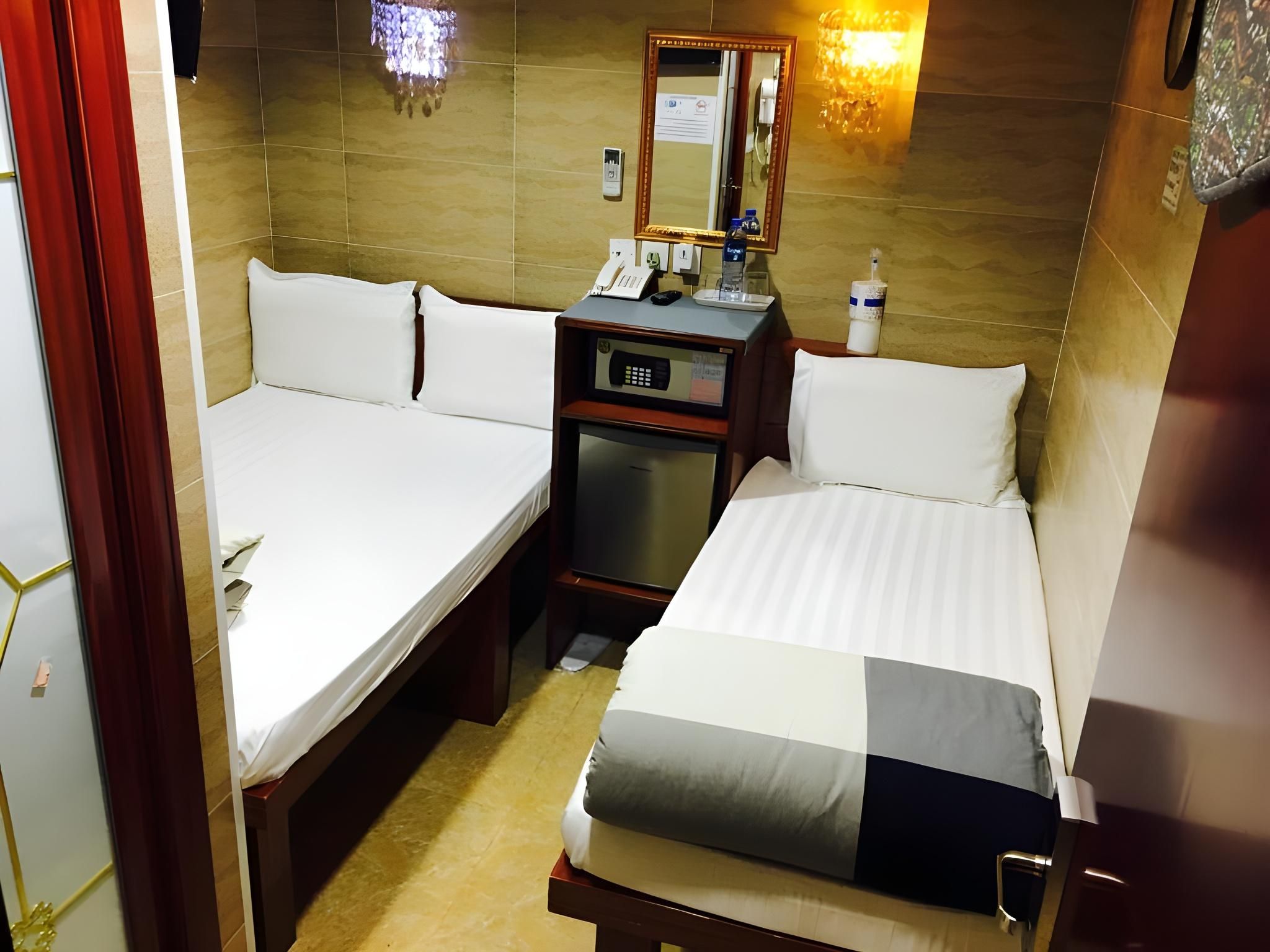 Triple Room - 1 Double Bed and 1 Single Bed