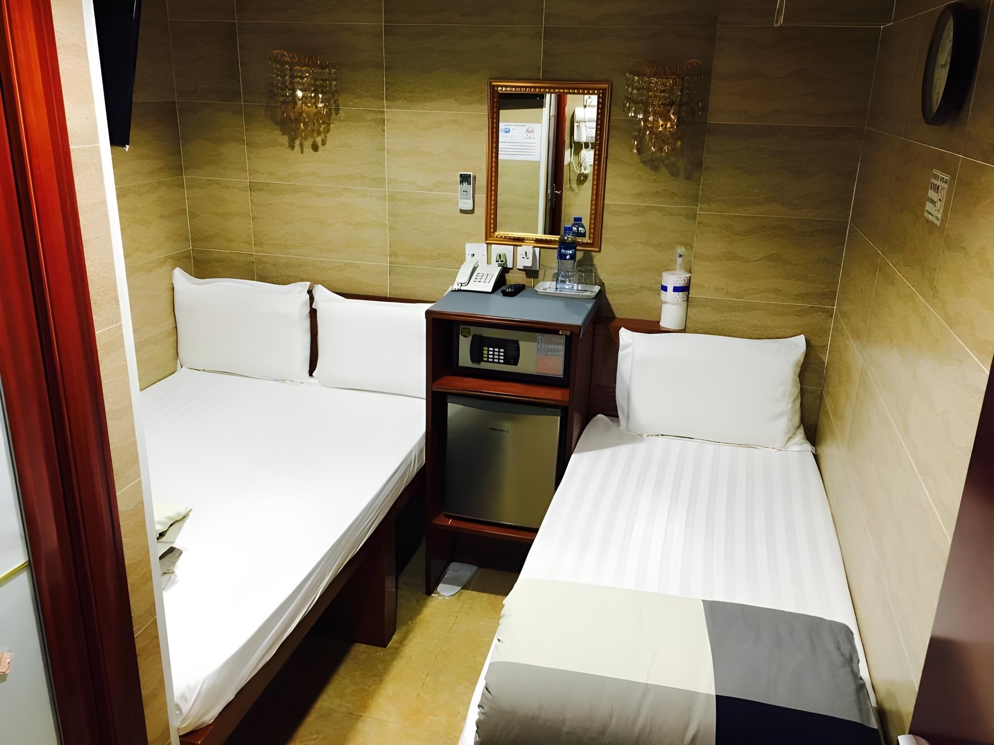 Triple Room - 1 Double Bed and 1 Single Bed