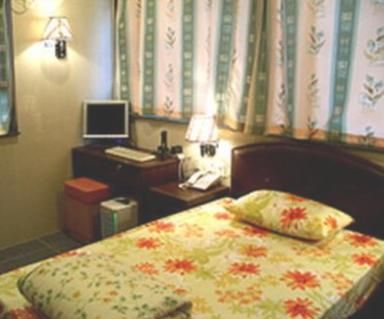Basic Single Room