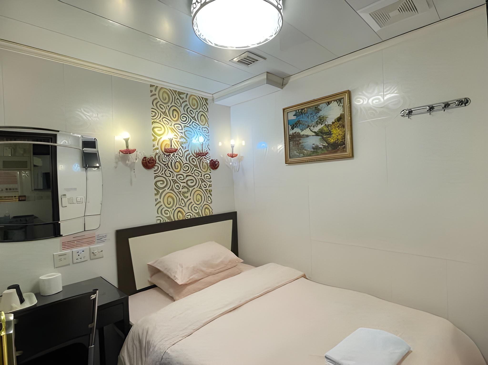 Semi Double Non-Smoking