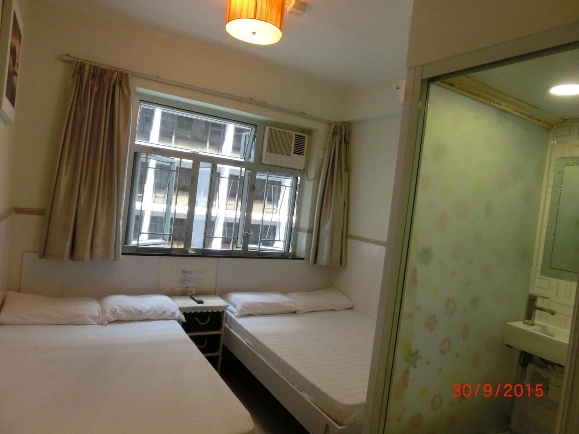 Quadruple Room with Private Bathroom