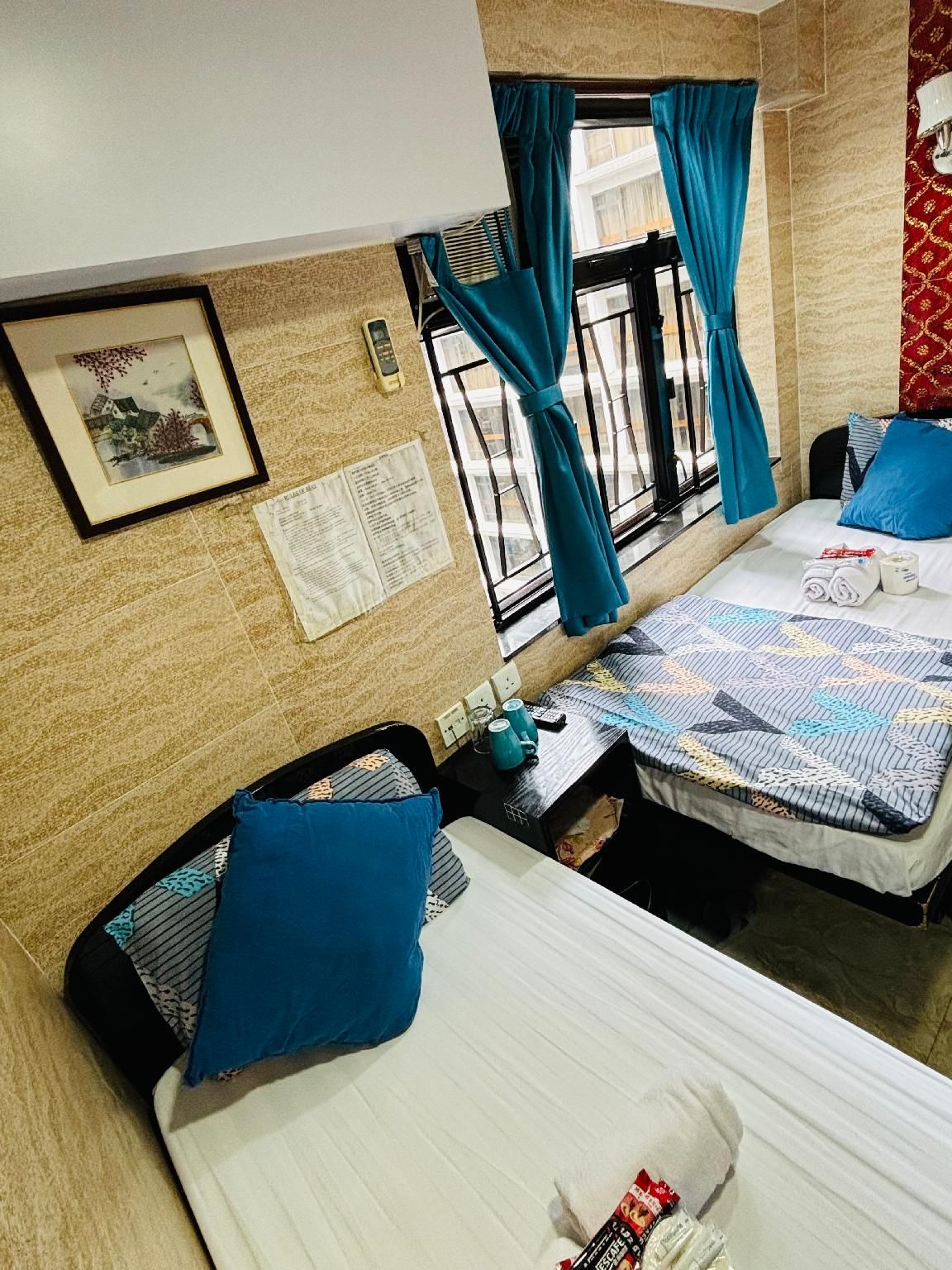 Triple Bed Room With Air Conditioning