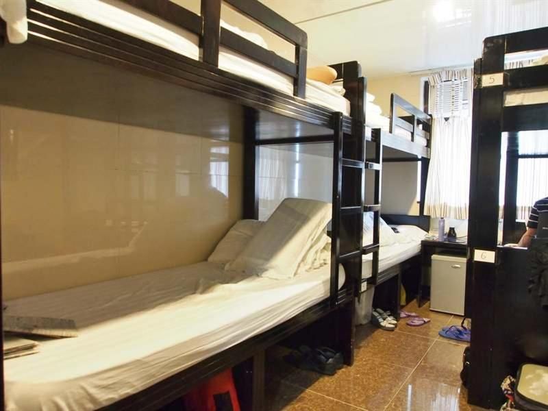 Single Bed in Male Dormitory Room with Shared Bathroom