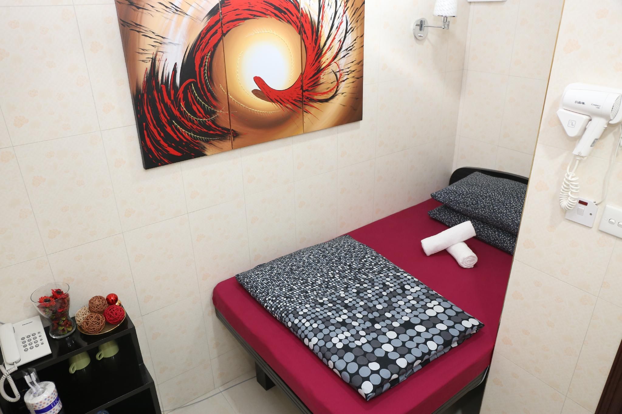 1 Triple Room and 1 Double Room for 5 People