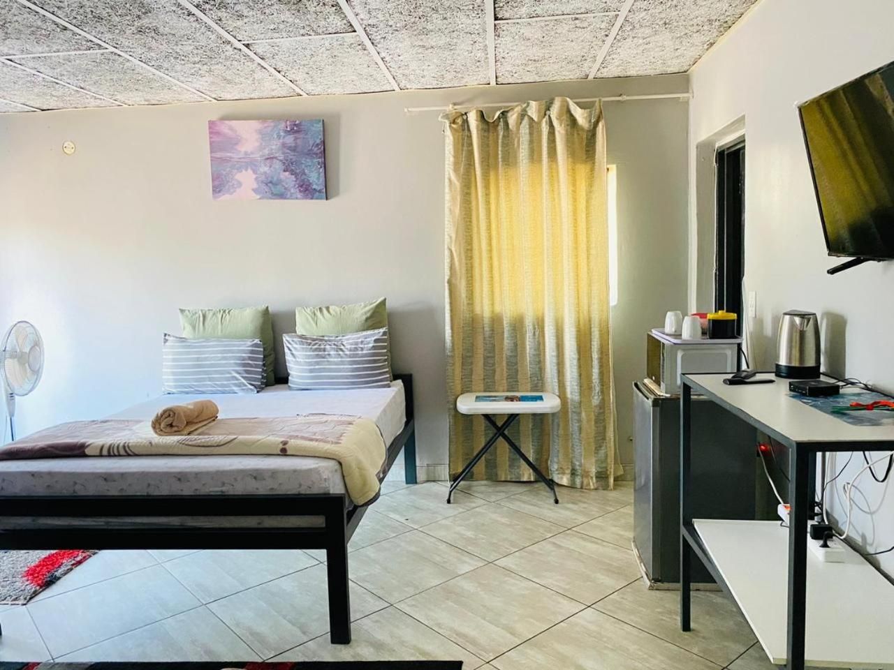 Twin Room with Shared Bathroom