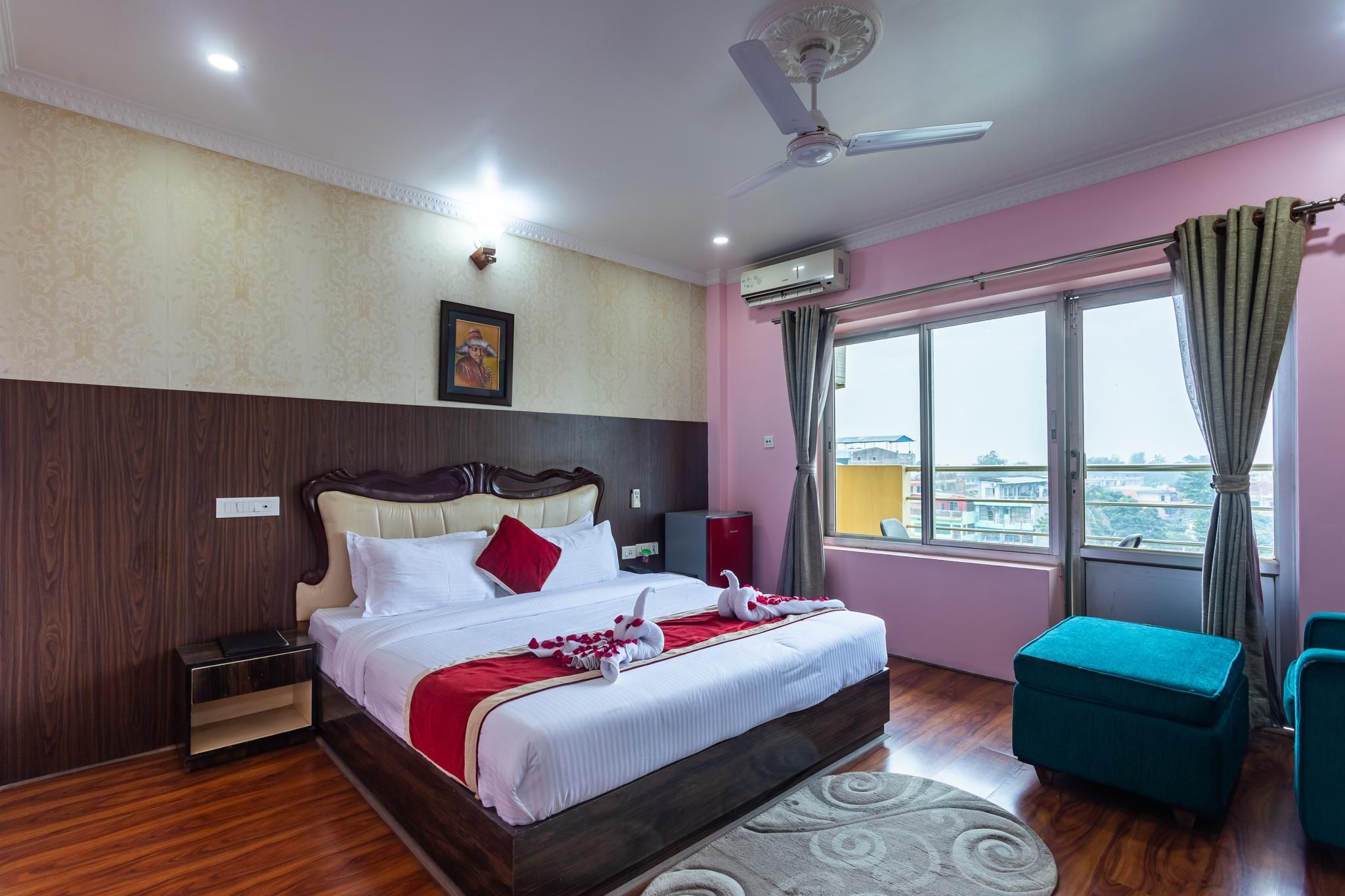 Big Hotel Super Deluxe