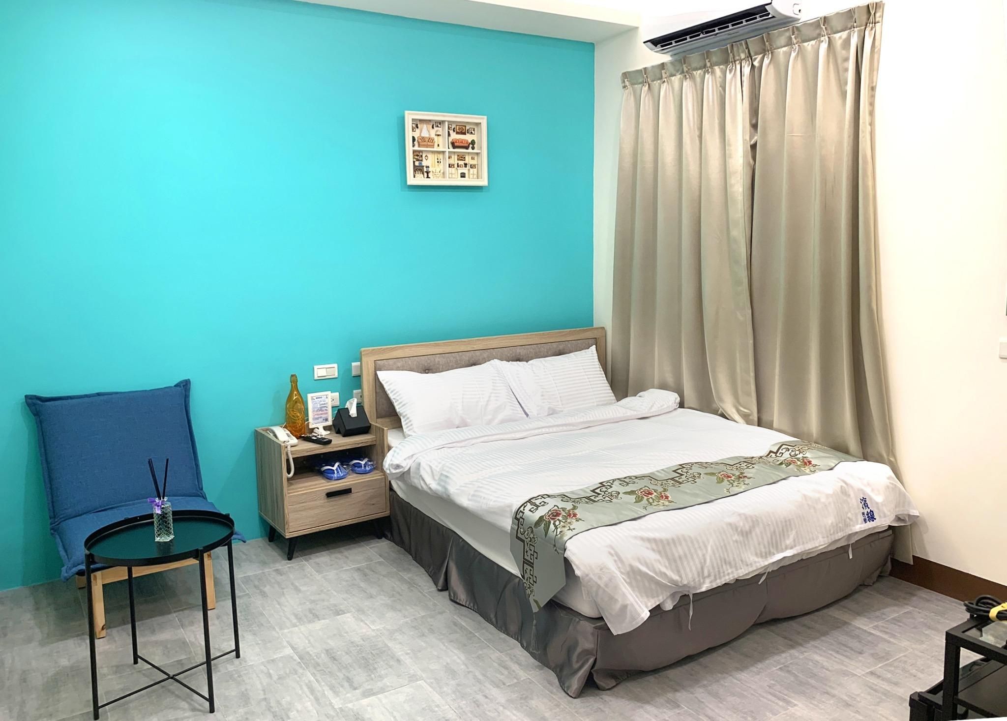 Deluxe Room 1