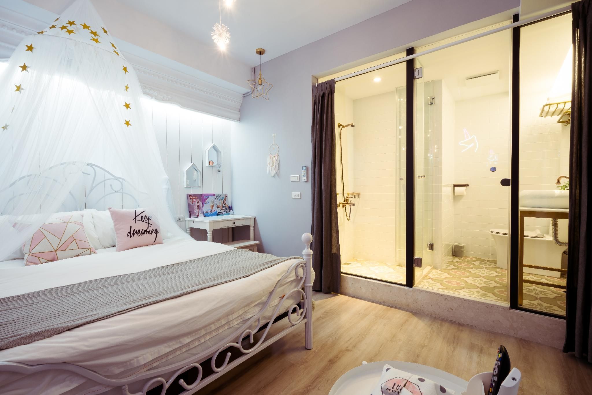 A.R.T. Art Double Room