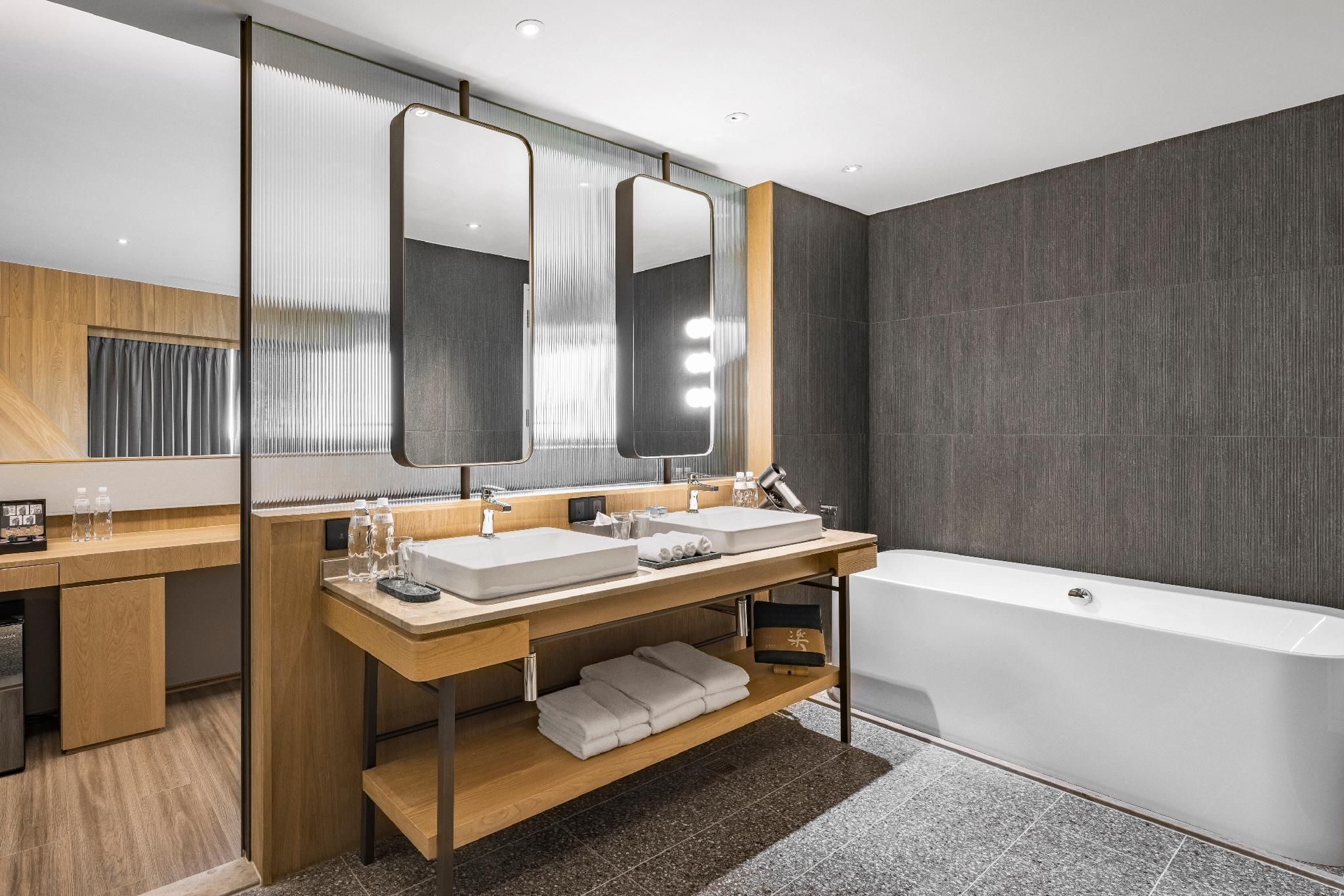Premier Quadruple Room