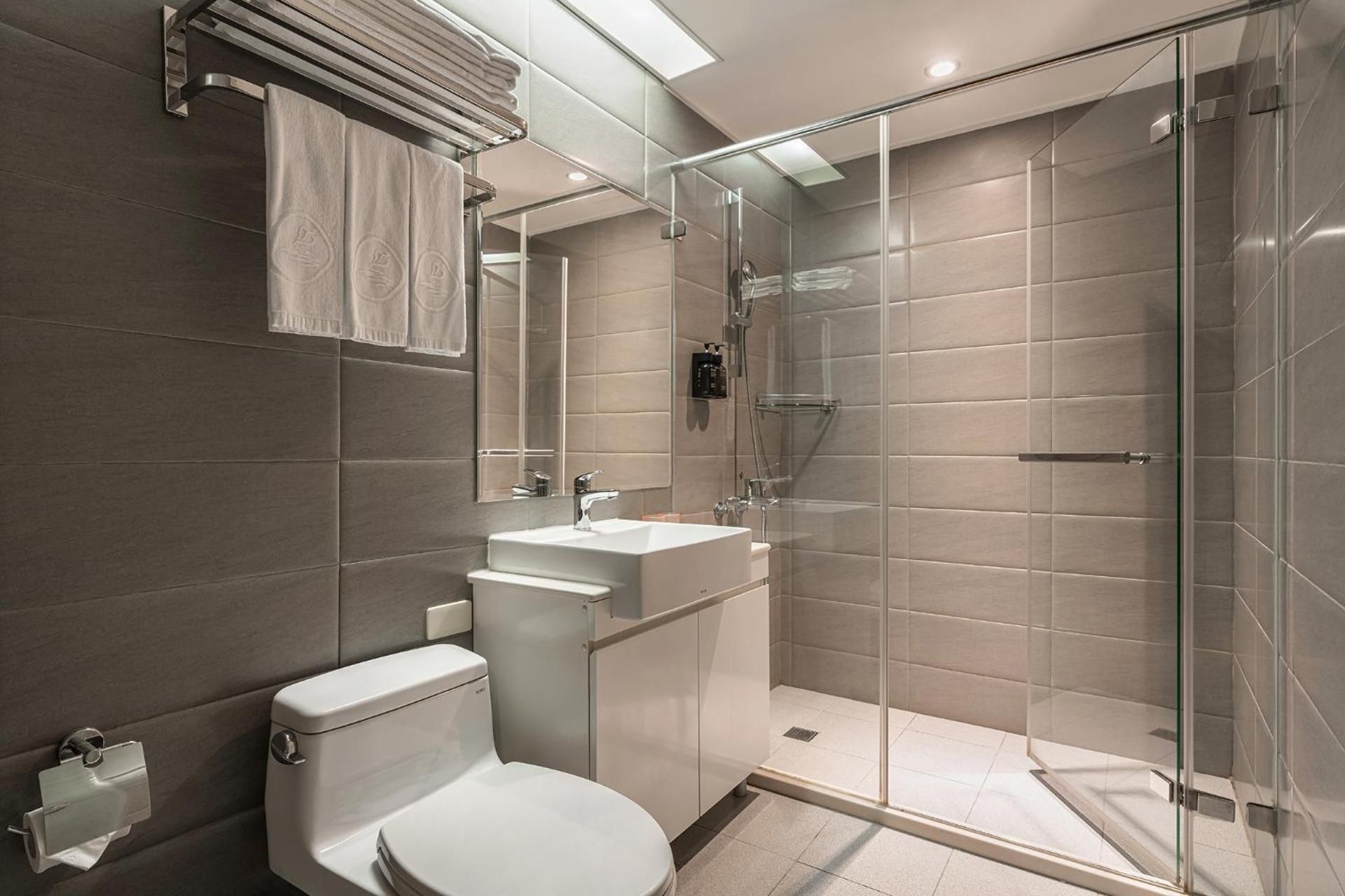 River inn ZihLi Exquisite Family Room 3