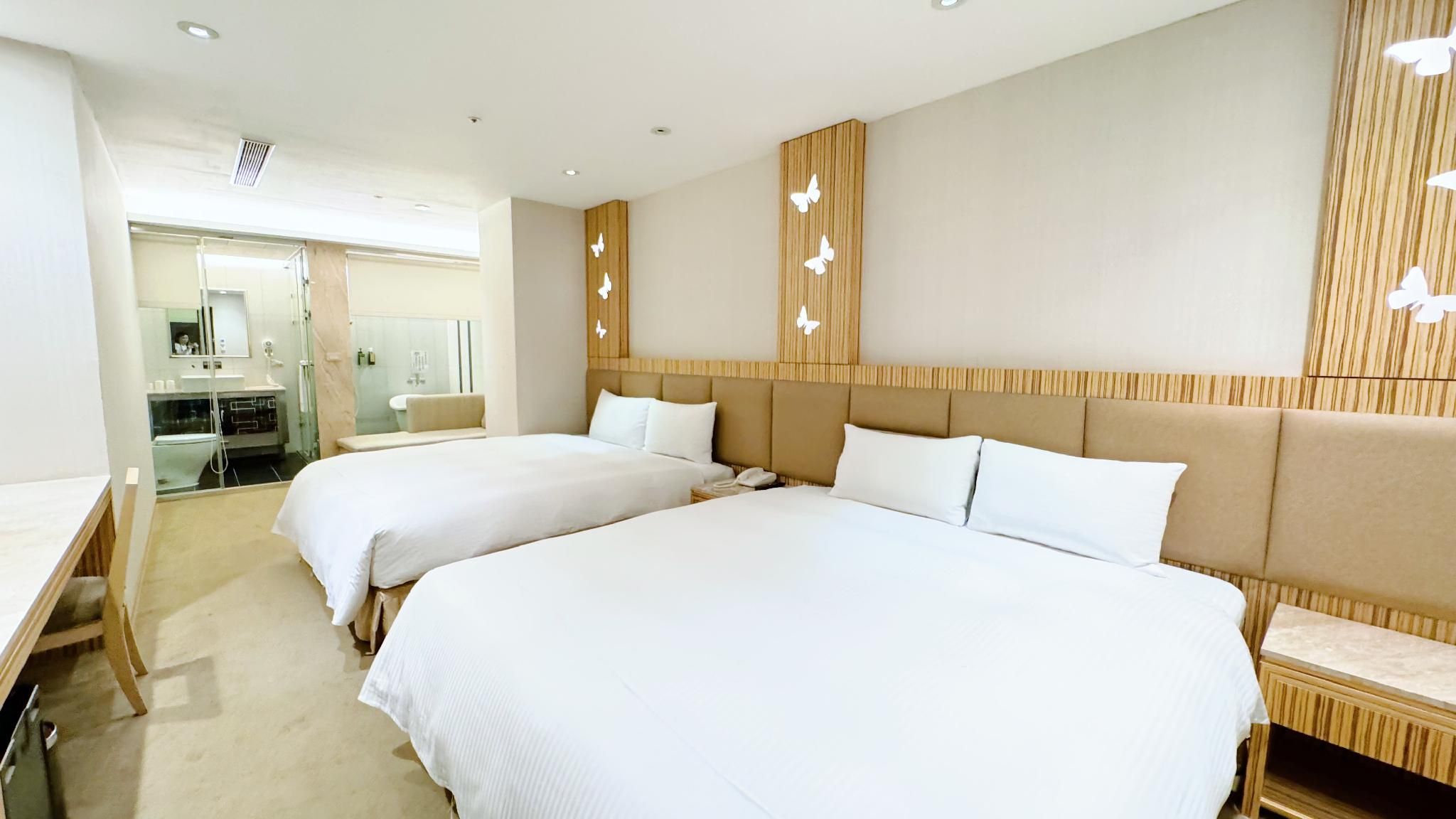 Standard Quadruple Room