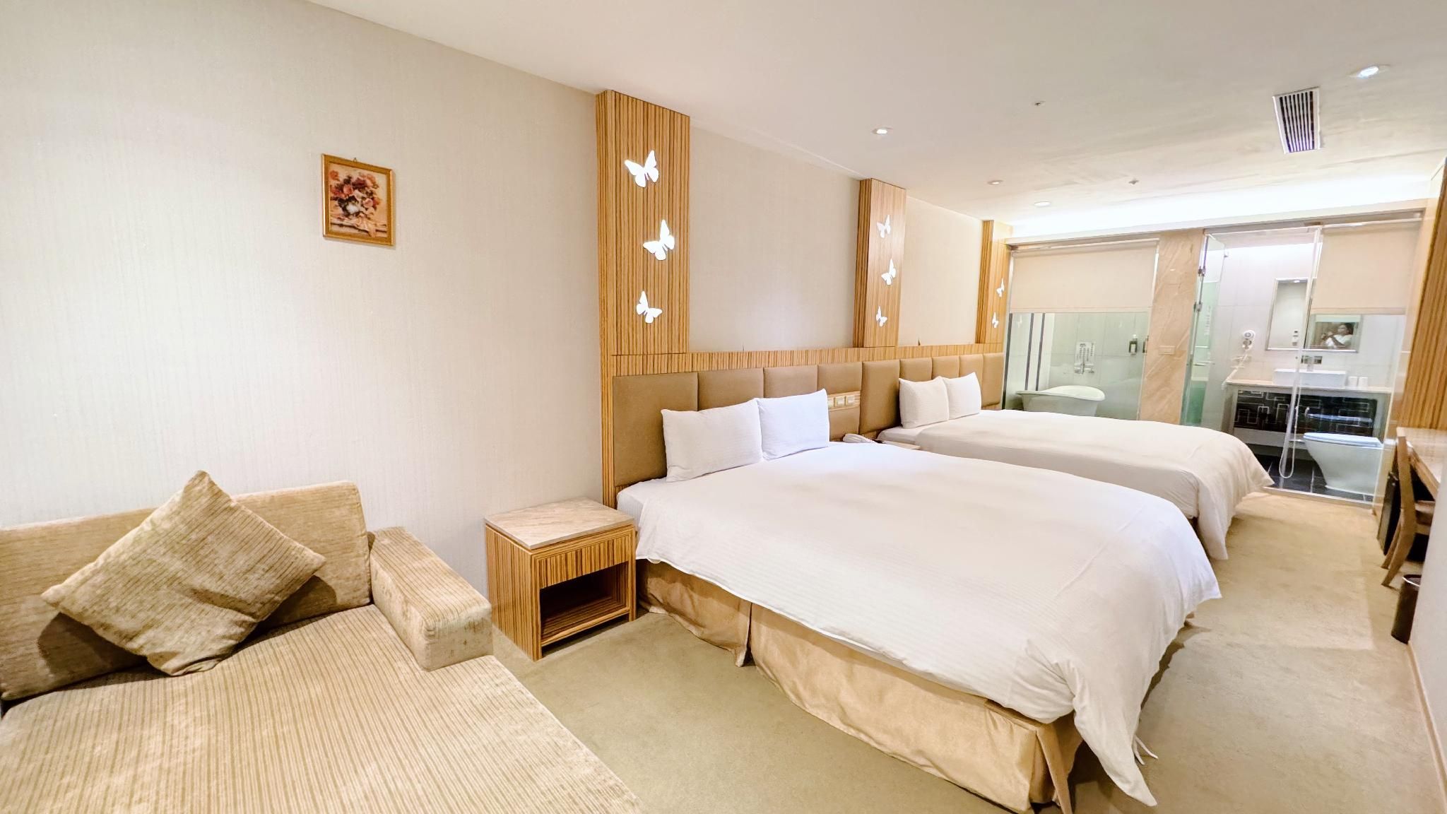 Standard Quadruple Room without Window