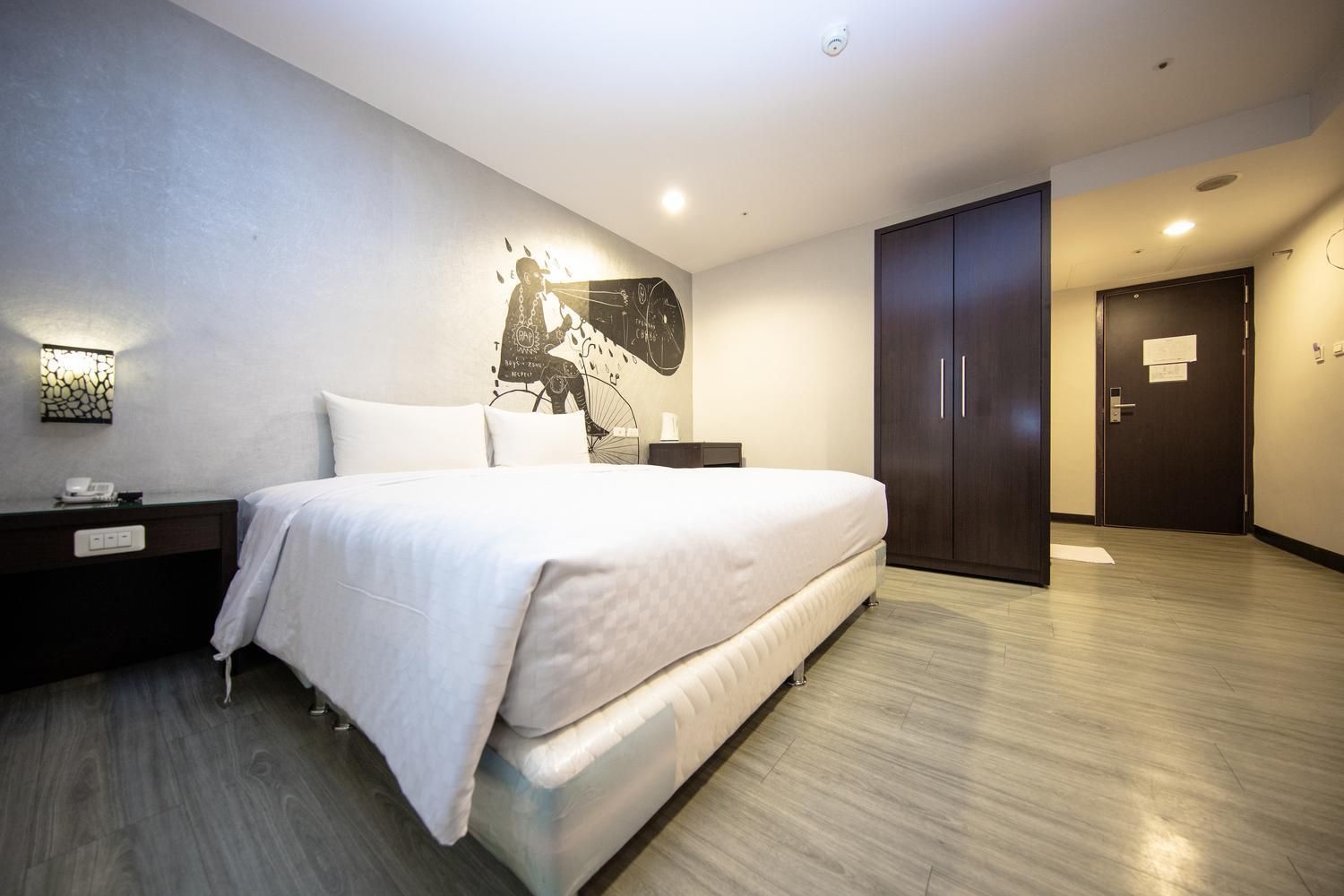 Break only Double Room (2 Hours, available between 9:00-21:00)
