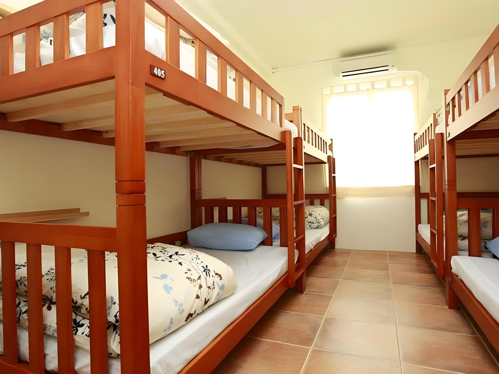 Male Dormitory - Shared Bathroom