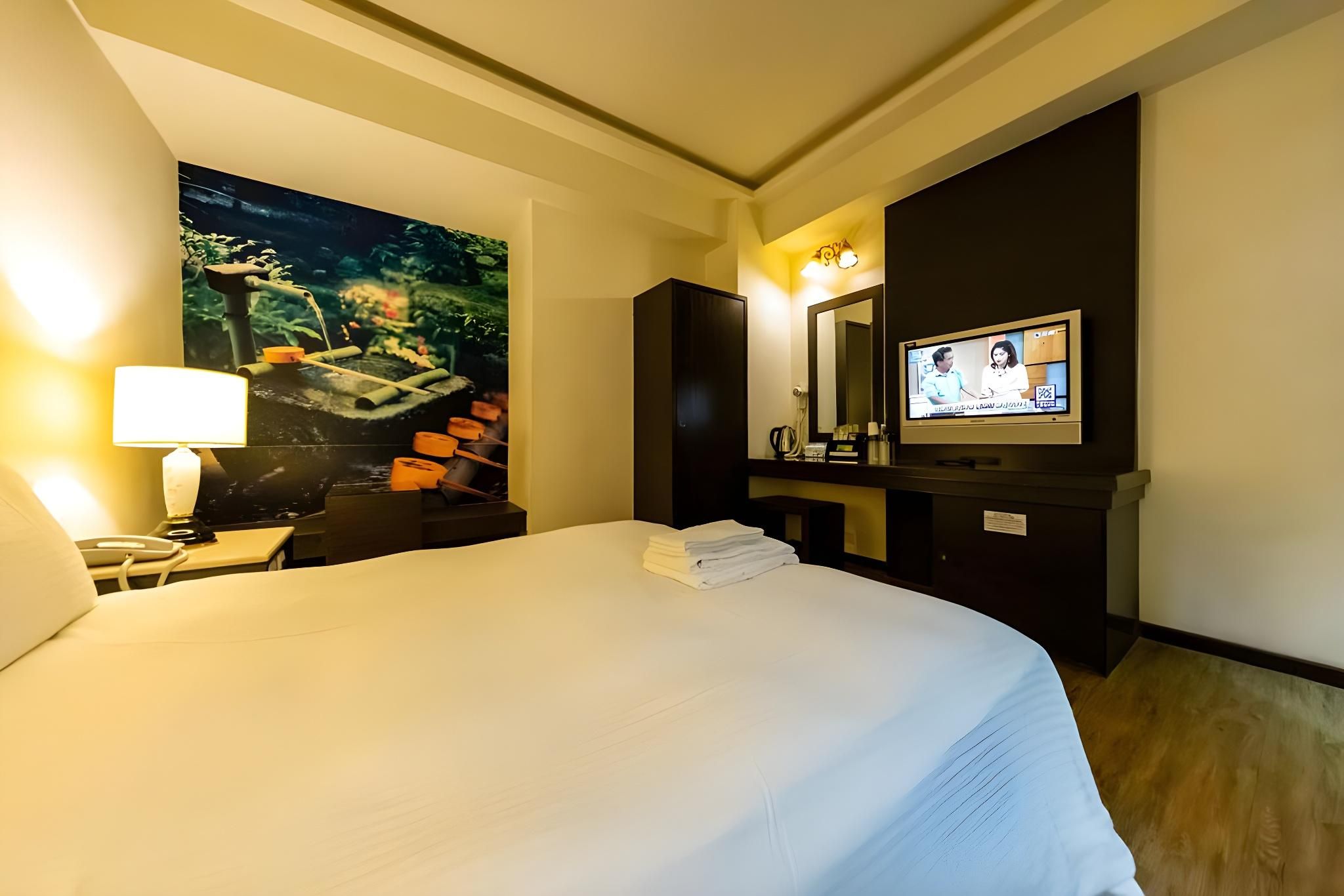 Standard Double Room - No Window
