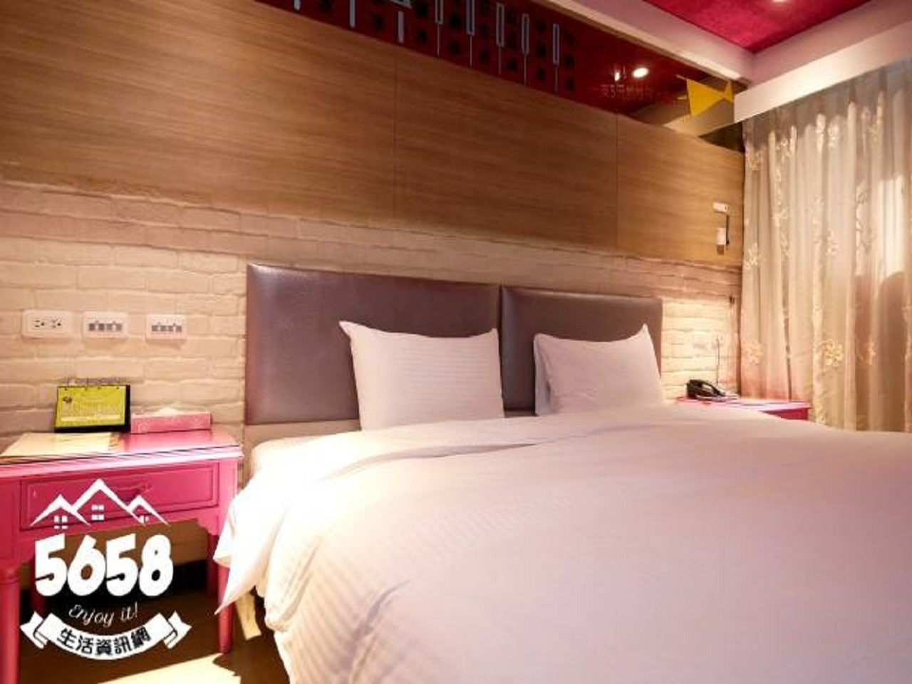 R8 Eco Hotel