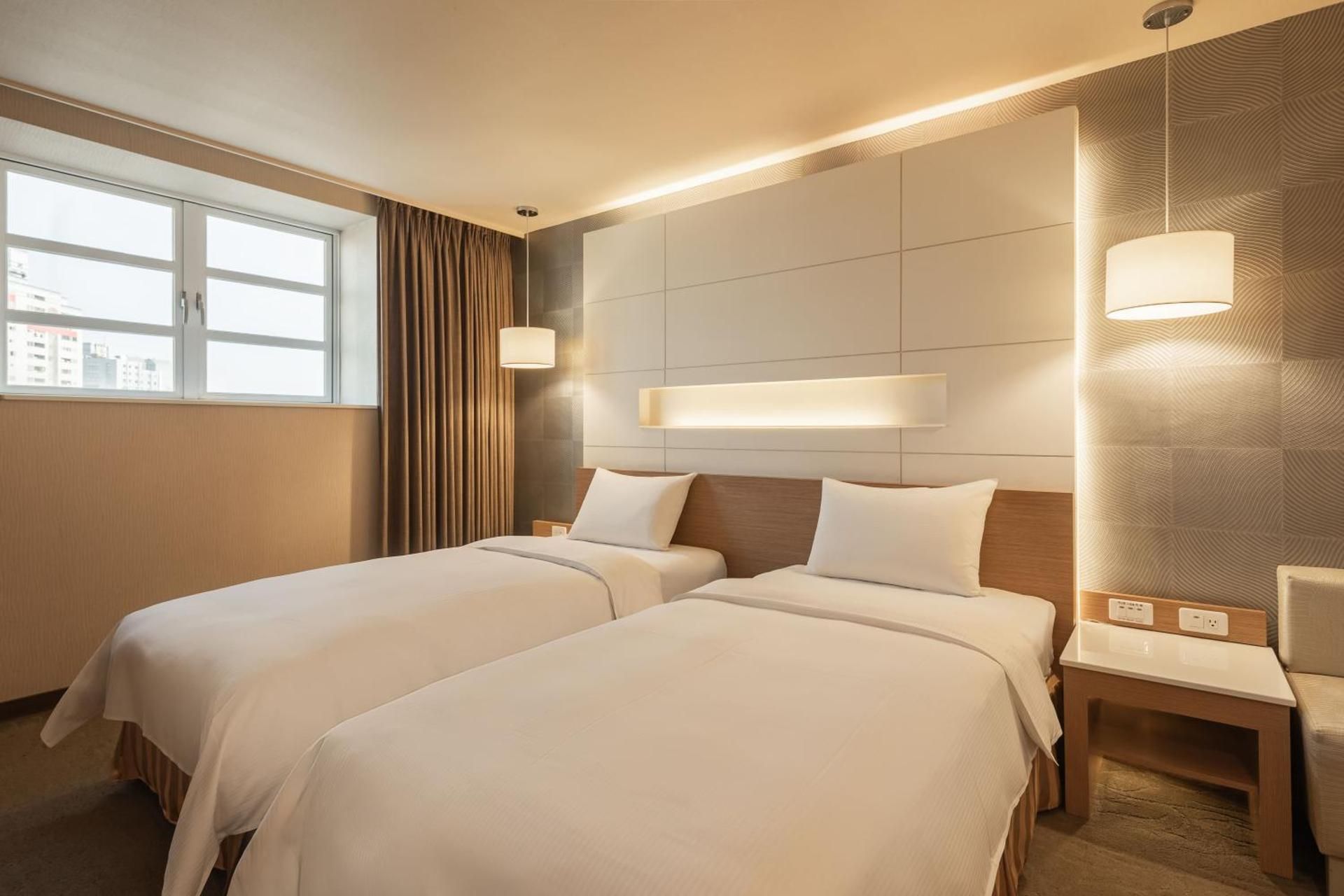 Business Twin Room