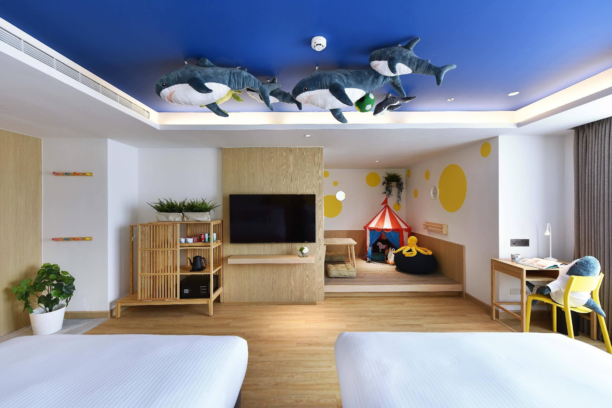 Blahaj Theme Family Suite with Tatami