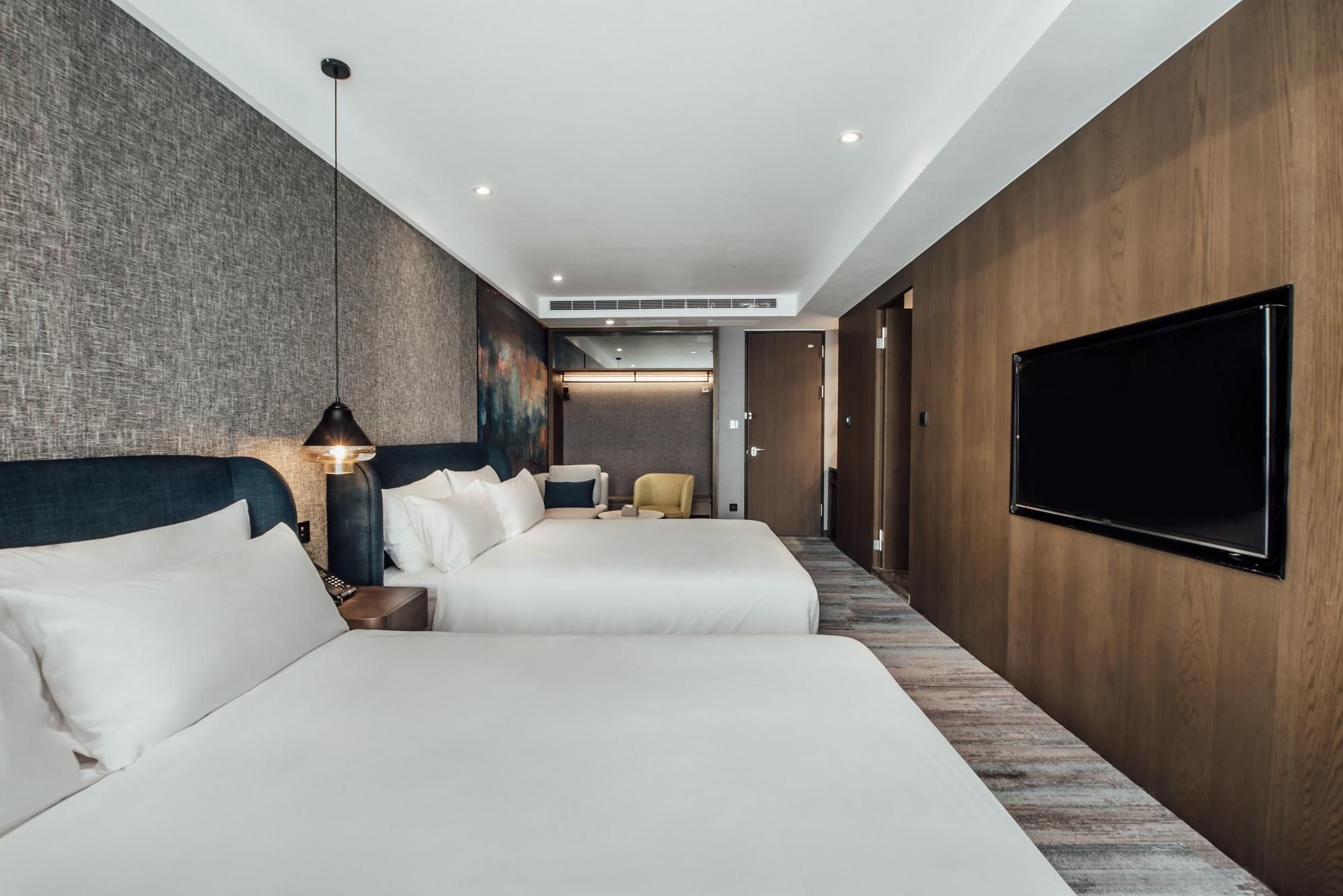 Deluxe Quad Room