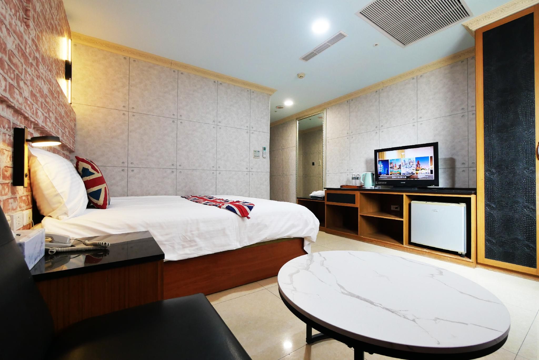 Deluxe Double Room without Parking