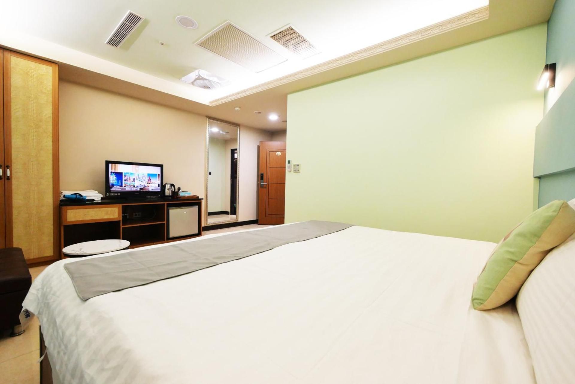 Standard Double Room without Window and Parking