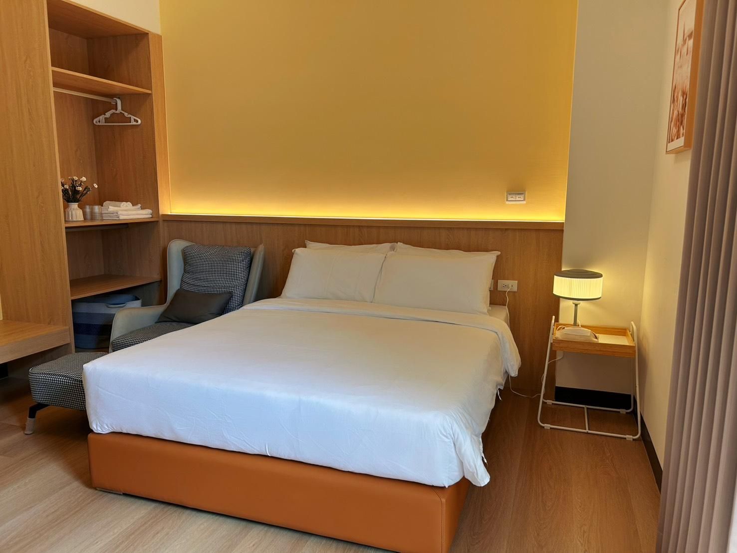 Standard Double Suite
