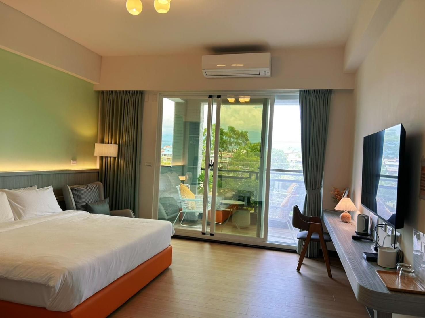 Deluxe Quadruple Room