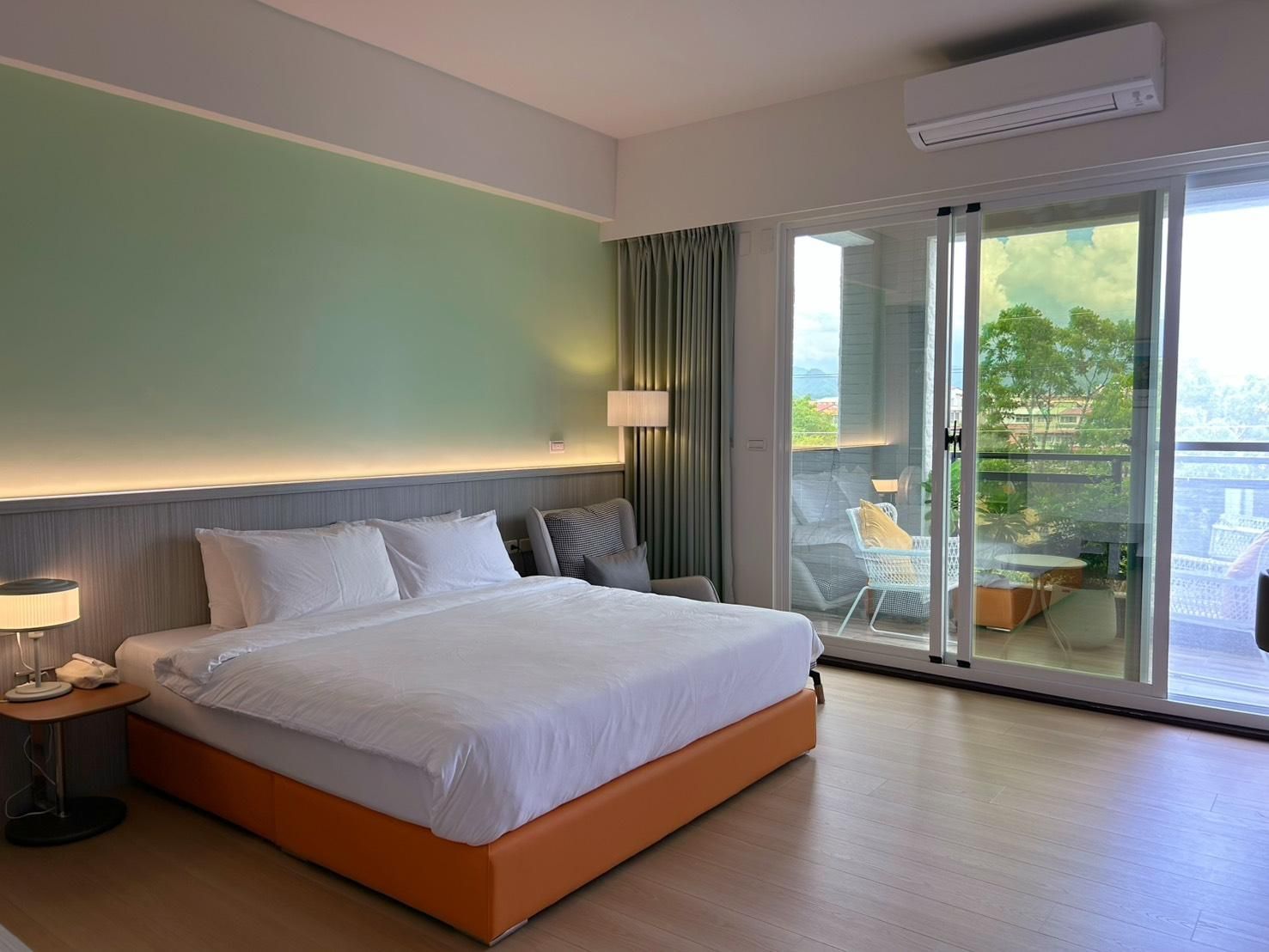Deluxe Quadruple Room with Balcony