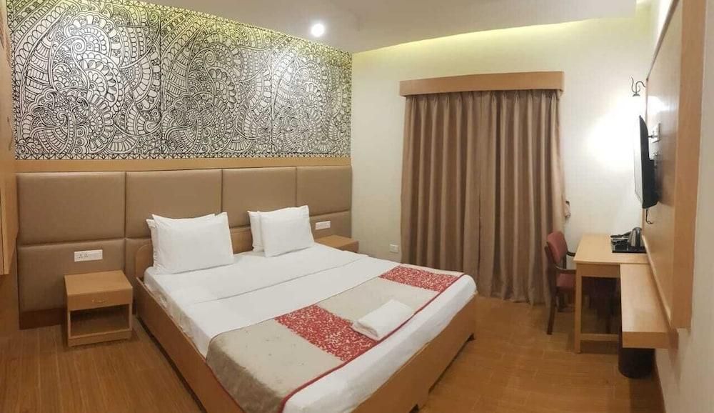 Mithila Yatri Niwas, Janakpur Dham, Danusha Deluxe Double Room